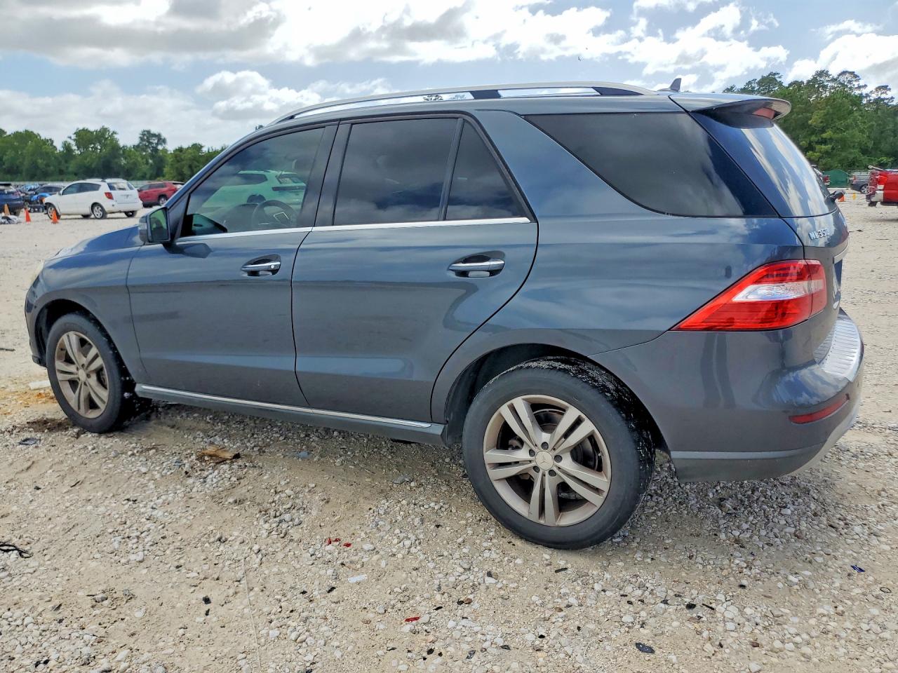 2013 Mercedes-benz Ml 350 Gray vin: 4JGDA5JB8DA163793