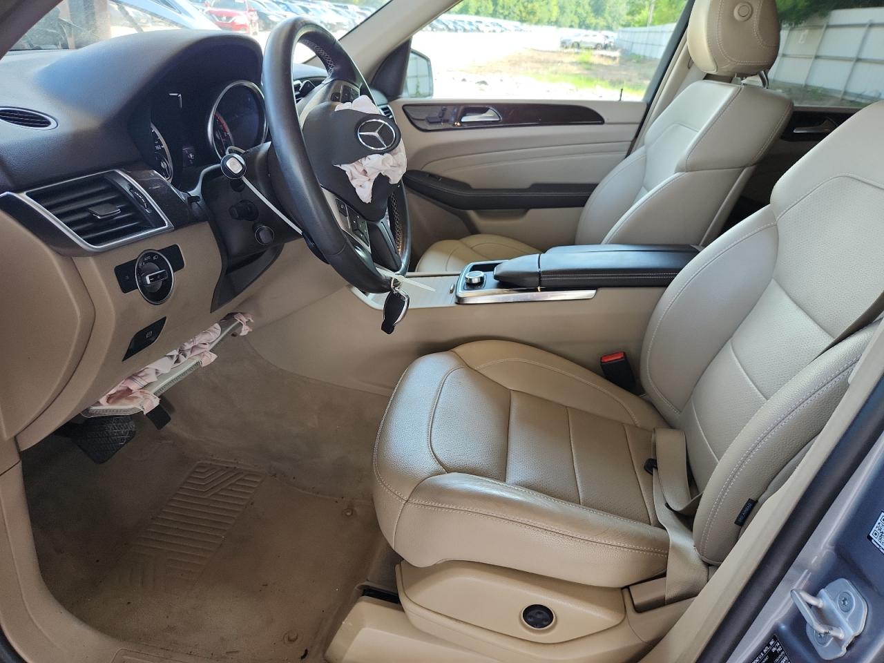2014 Mercedes-benz Ml 350 Silver vin: 4JGDA5JB8EA436815 Damage: Airbag - Front Left, Deployed, Replacement Required