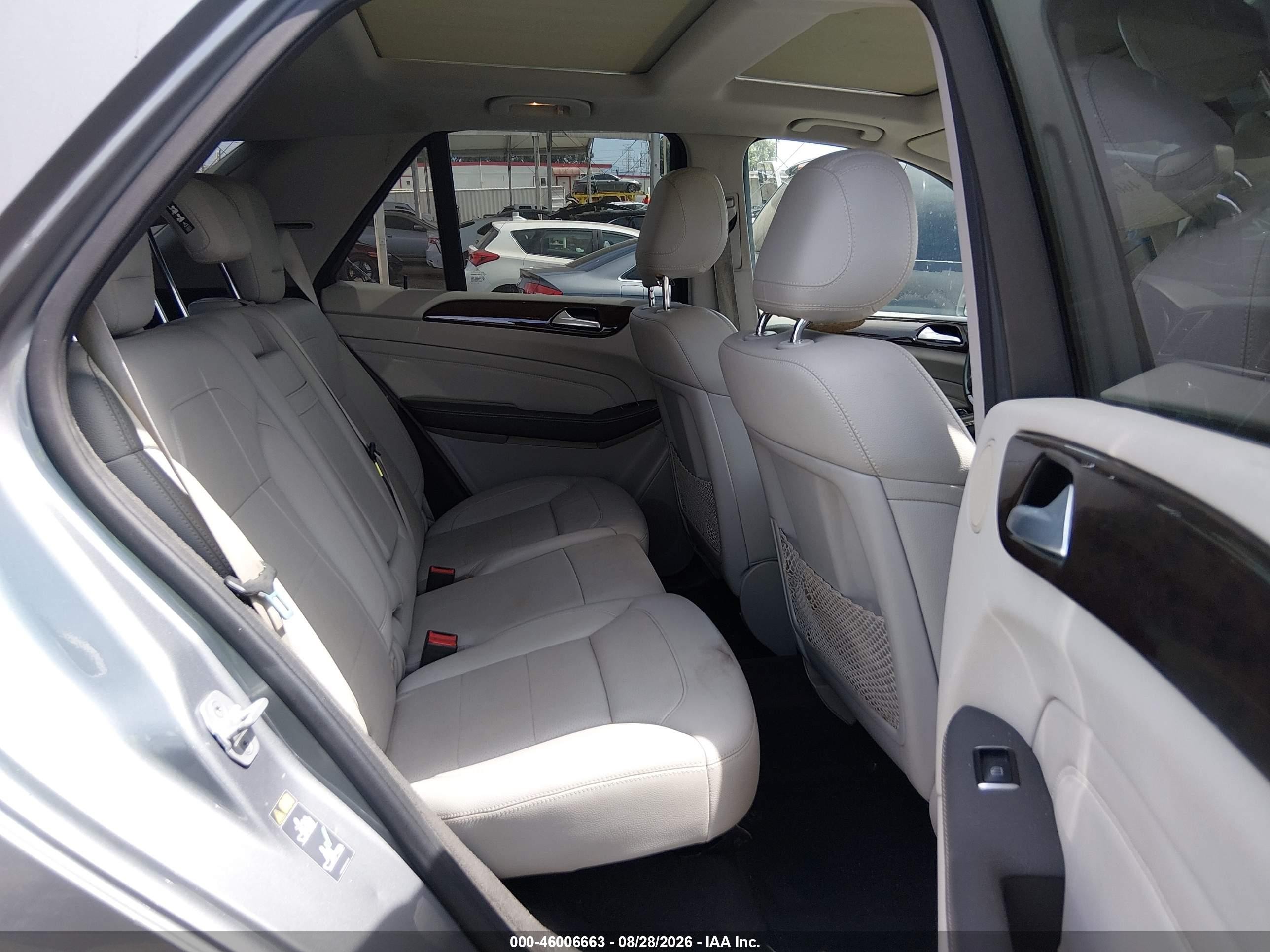 2015 Mercedes-benz Ml 350   Серый vin: 4JGDA5JB8FA460405