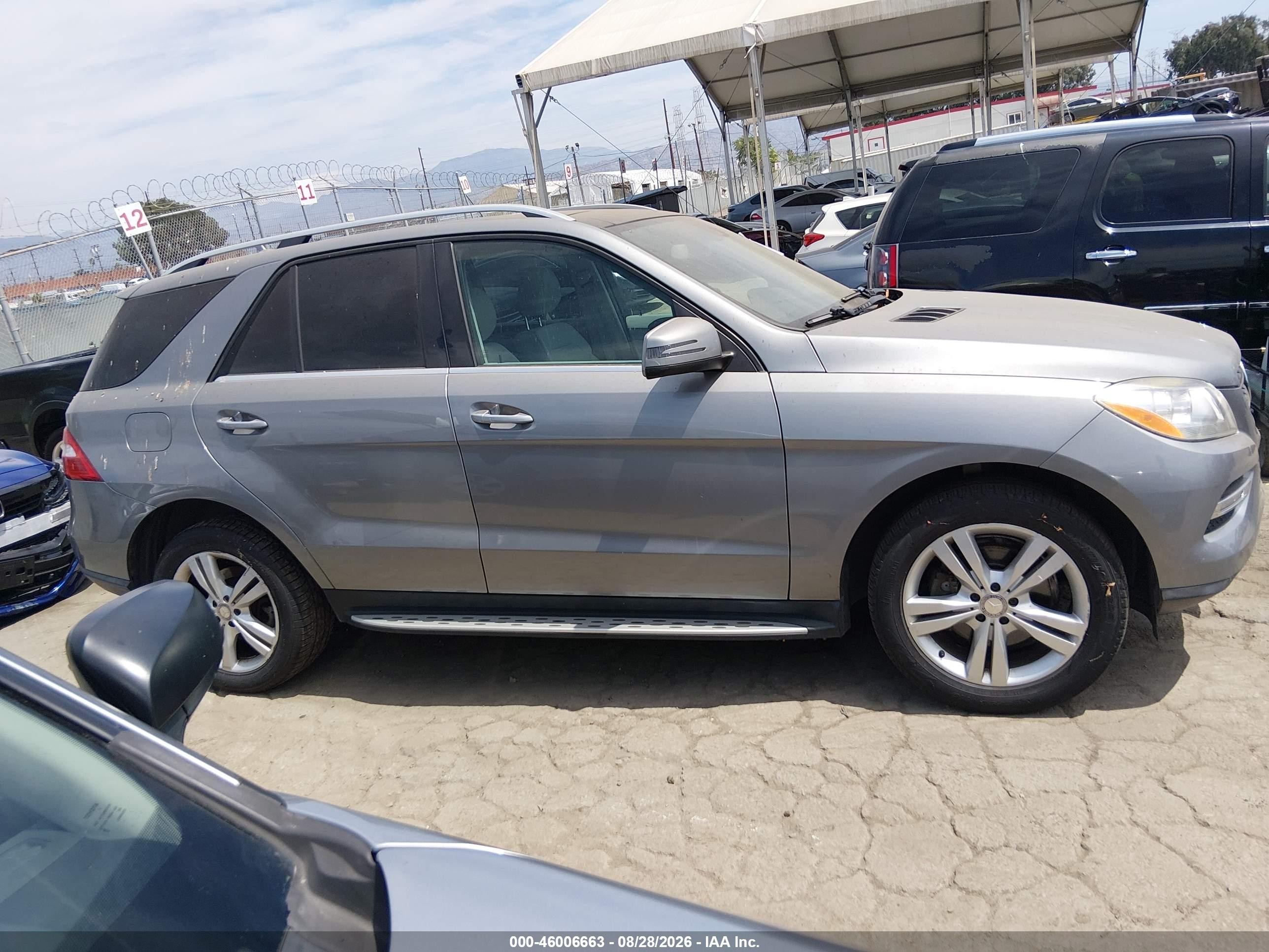 2015 Mercedes-benz Ml 350   Серый vin: 4JGDA5JB8FA460405