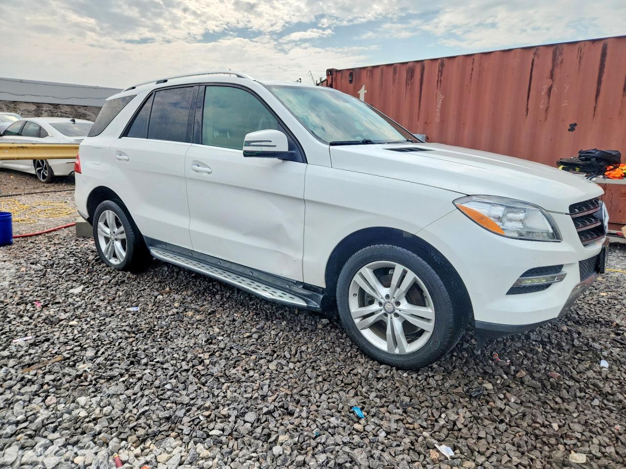 2015 Mercedes-benz Ml 350 White vin: 4JGDA5JB8FA521039