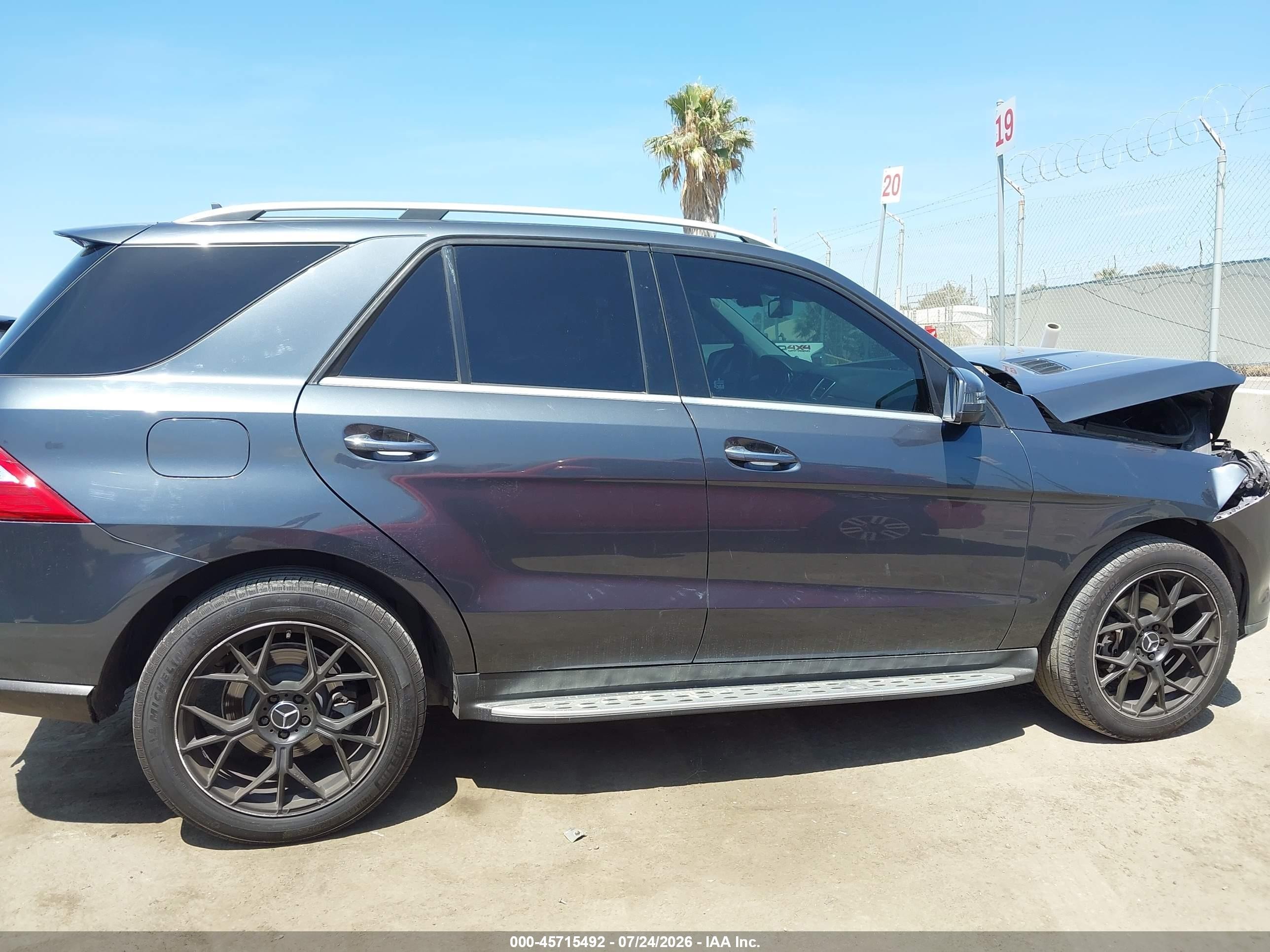 2015 Mercedes-benz Ml 350 Серый vin: 4JGDA5JB8FA524751