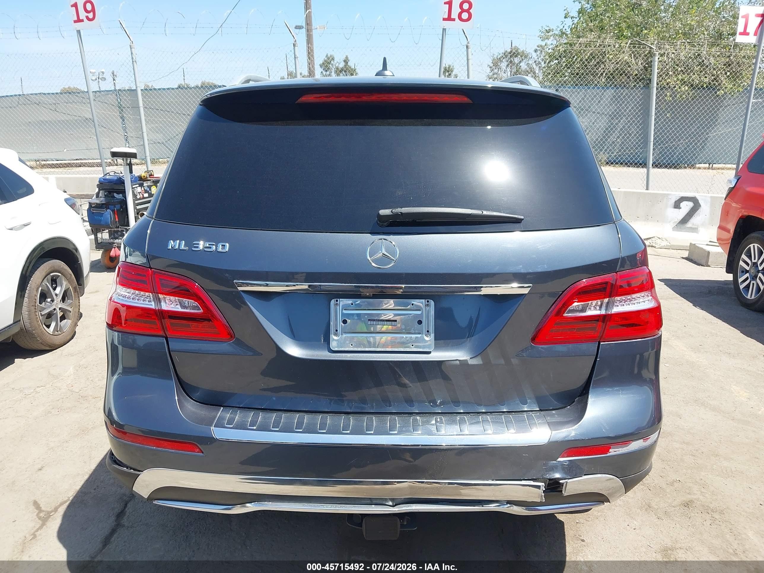 2015 Mercedes-benz Ml 350 Серый vin: 4JGDA5JB8FA524751