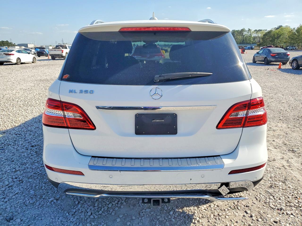 2015 Mercedes-benz Ml 350 White vin: 4JGDA5JB8FA580849