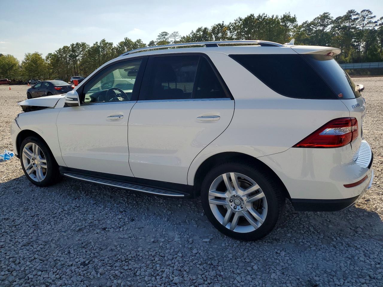 2015 Mercedes-benz Ml 350 White vin: 4JGDA5JB8FA580849