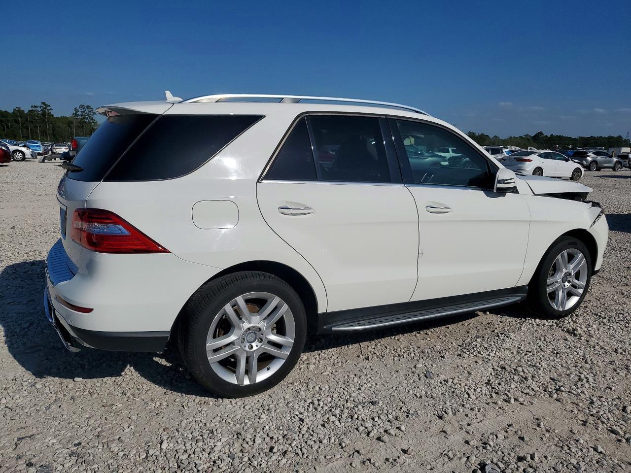 2015 Mercedes-benz Ml 350 White vin: 4JGDA5JB8FA580849