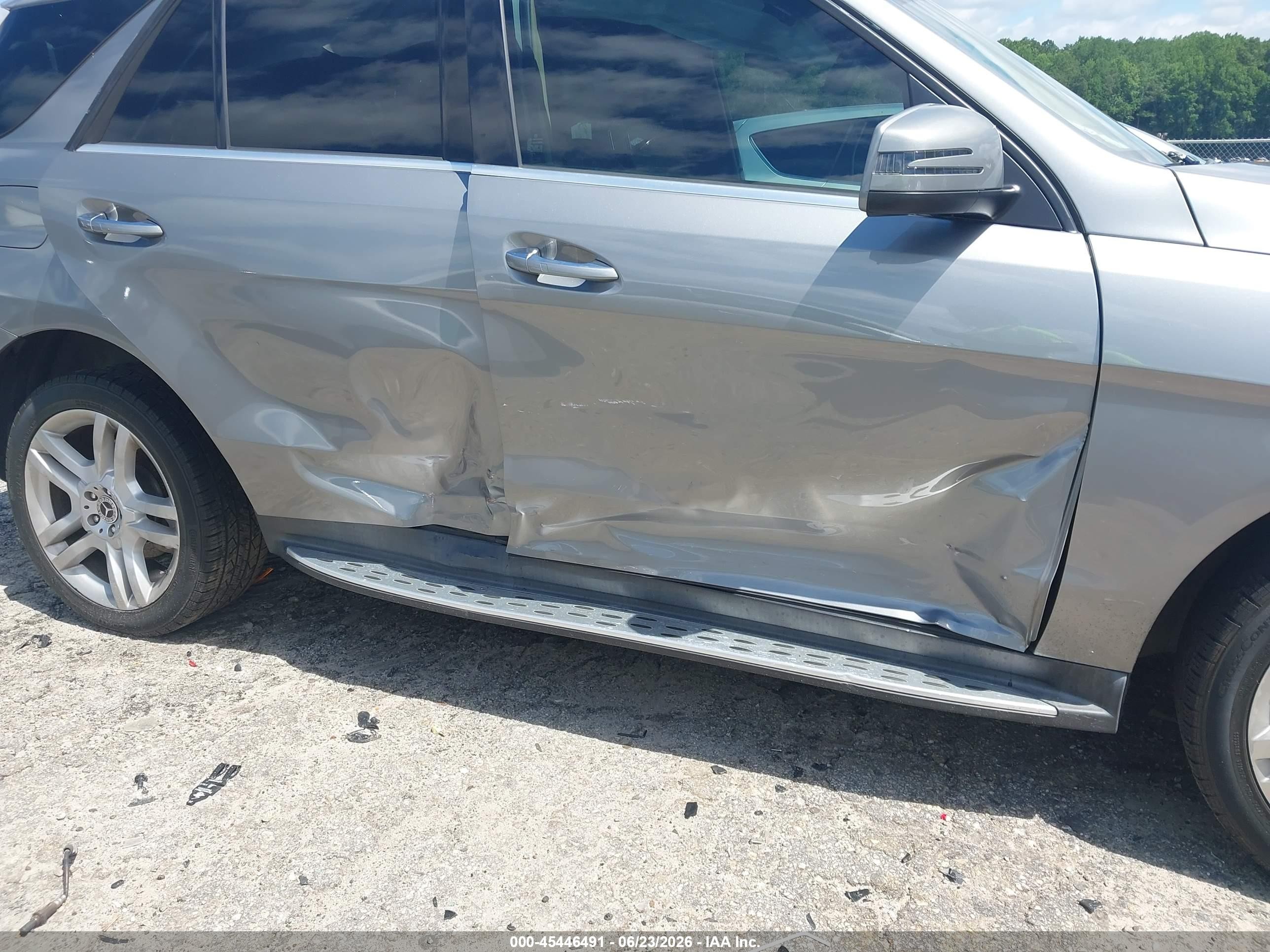 2015 Mercedes-benz Ml 350   Серый vin: 4JGDA5JB8FA593648