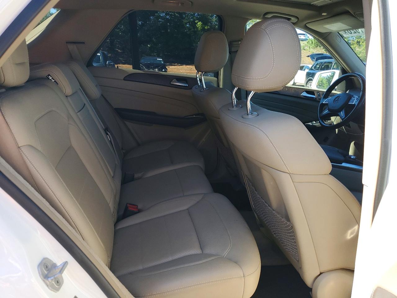 2015 Mercedes-benz Ml 350 White vin: 4JGDA5JB8FA613834