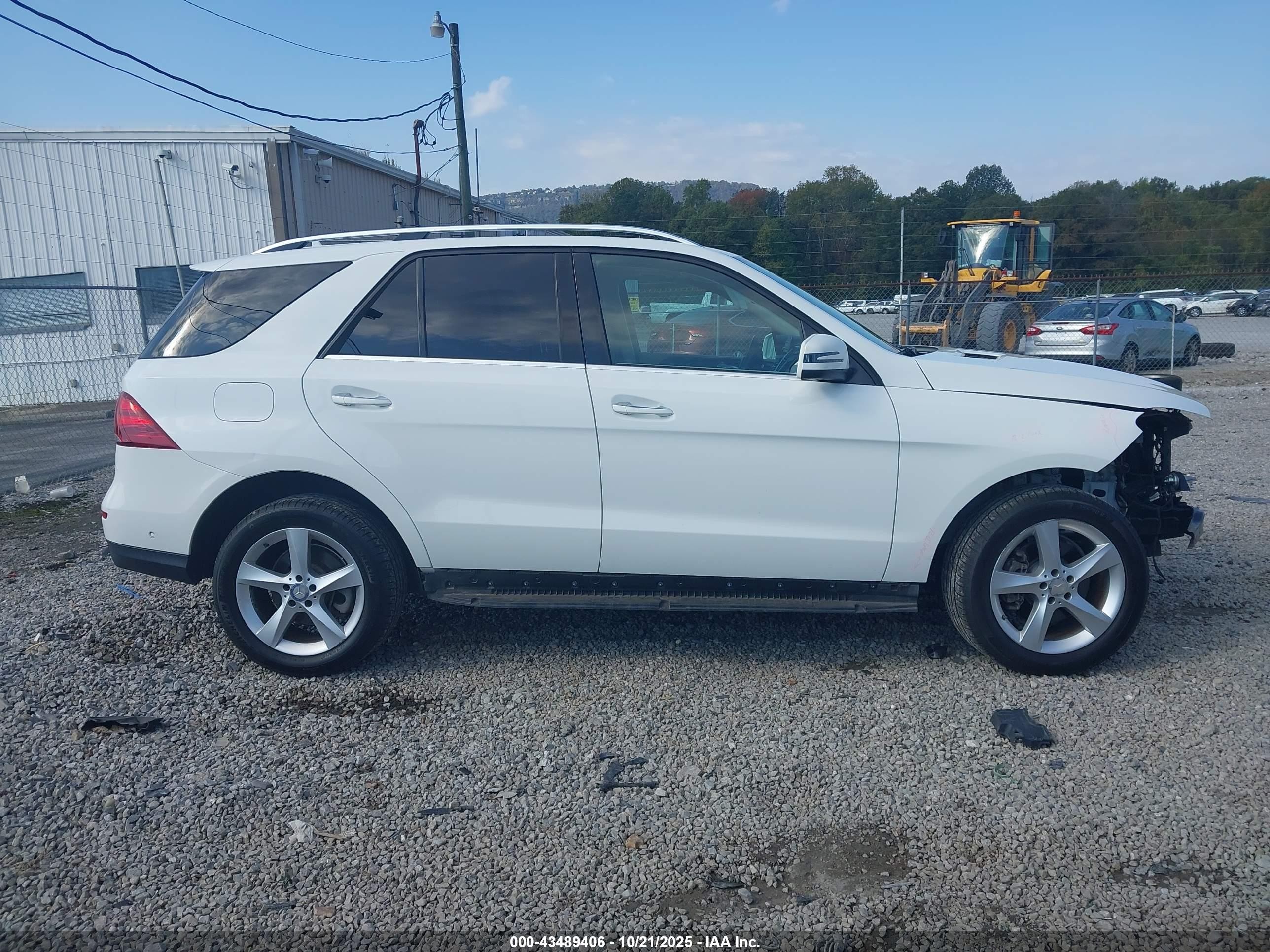 2017 Mercedes-benz Gle 350   White vin: 4JGDA5JB8HA858331
