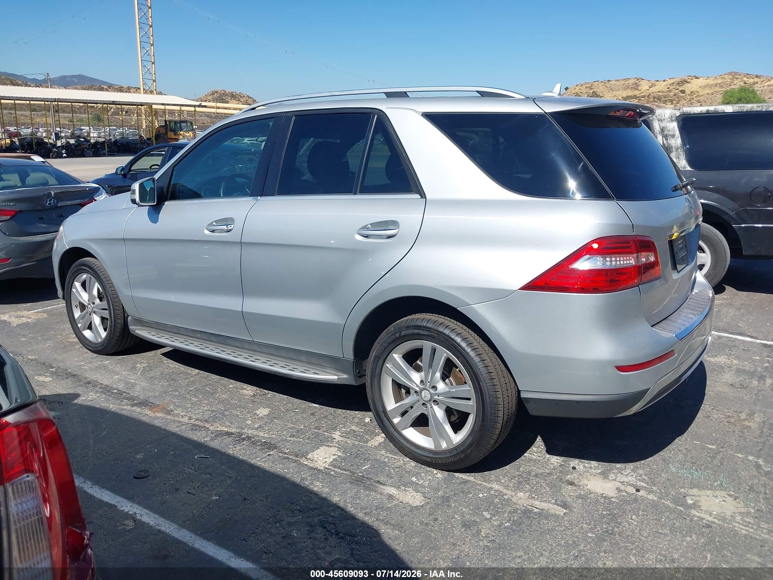 2013 Mercedes-benz Ml 350 Silver vin: 4JGDA5JB9DA190789