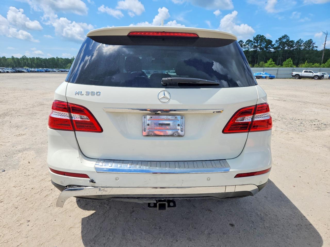 2013 Mercedes-benz Ml 350 Белый vin: 4JGDA5JB9DA230787