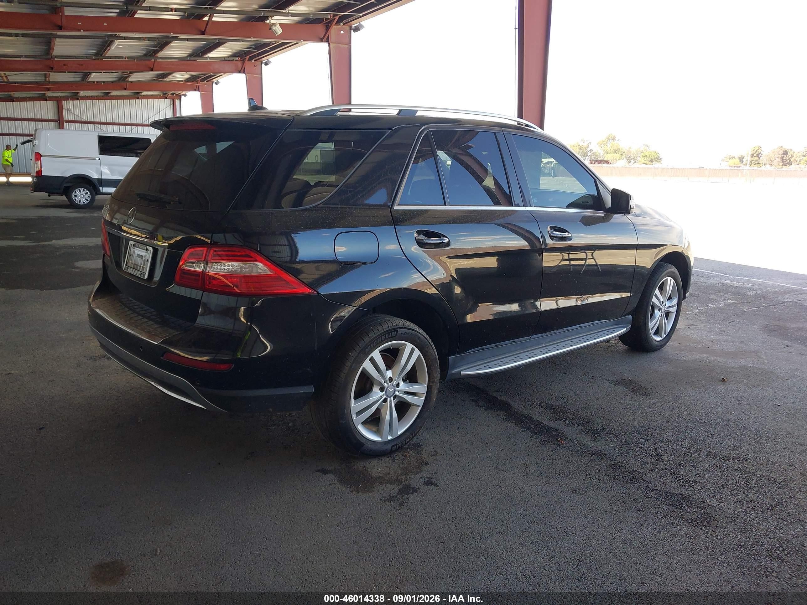 2013 Mercedes-benz Ml 350   Black vin: 4JGDA5JB9DA249162