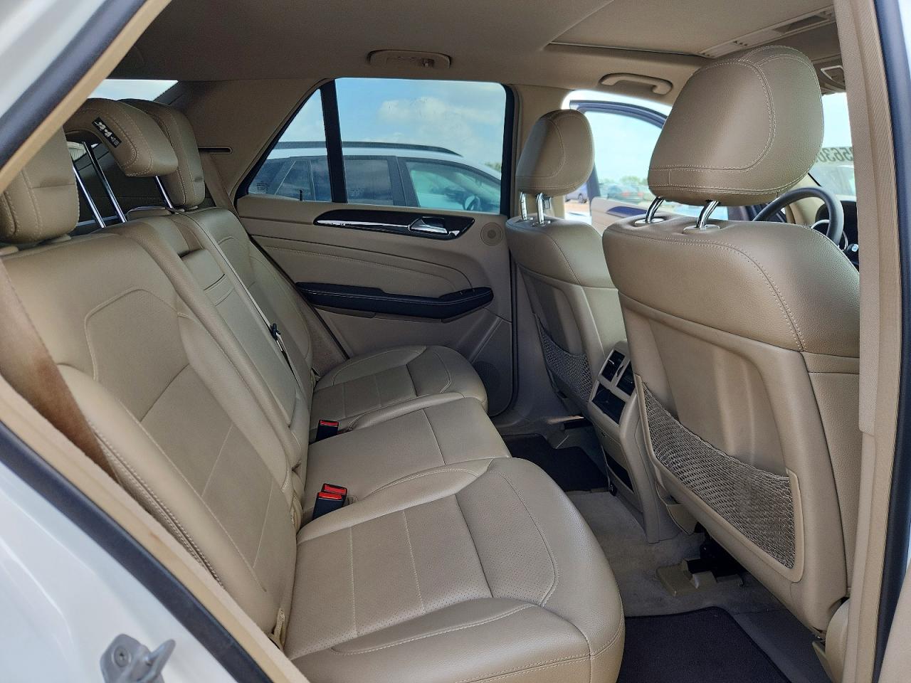 2014 Mercedes-benz Ml 350 White vin: 4JGDA5JB9EA388953