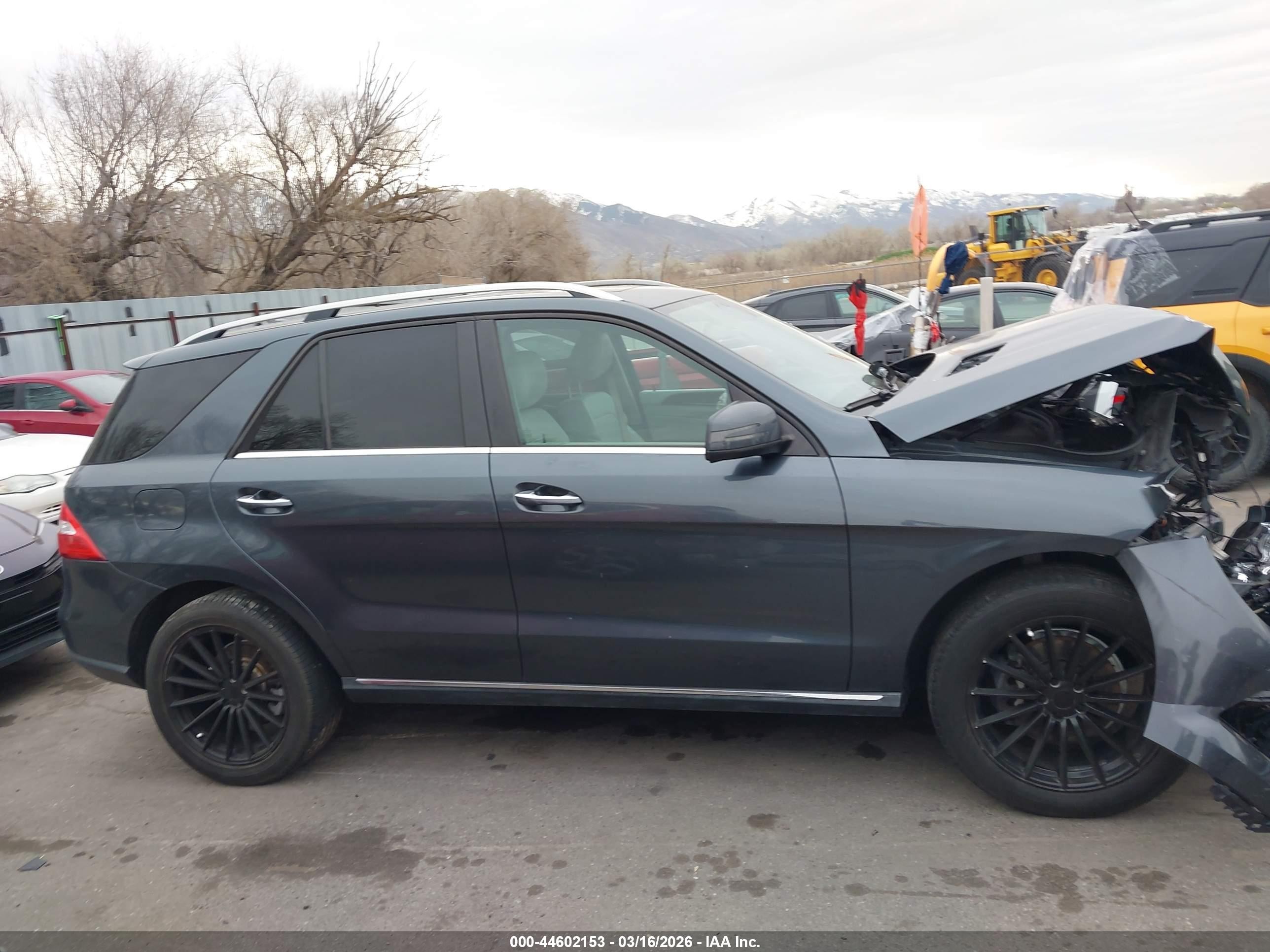 2014 Mercedes-benz Ml 350   Серебряный vin: 4JGDA5JB9EA421465