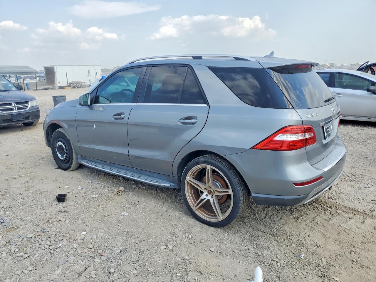 2015 Mercedes-benz Ml 350 Gray vin: 4JGDA5JB9FA453740