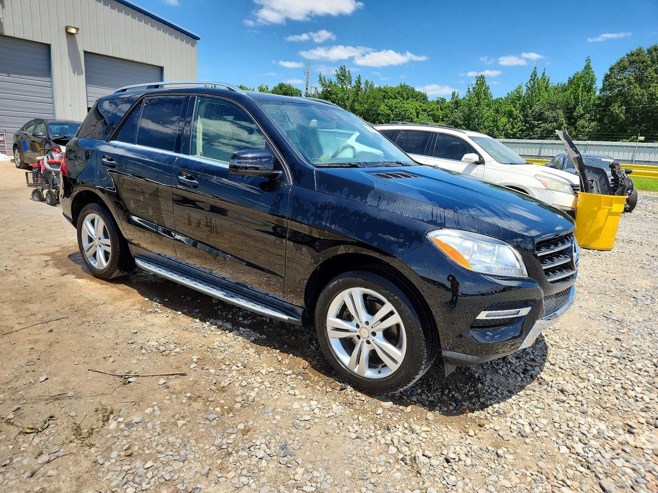 2015 Mercedes-benz Ml 350 Black vin: 4JGDA5JB9FA501267