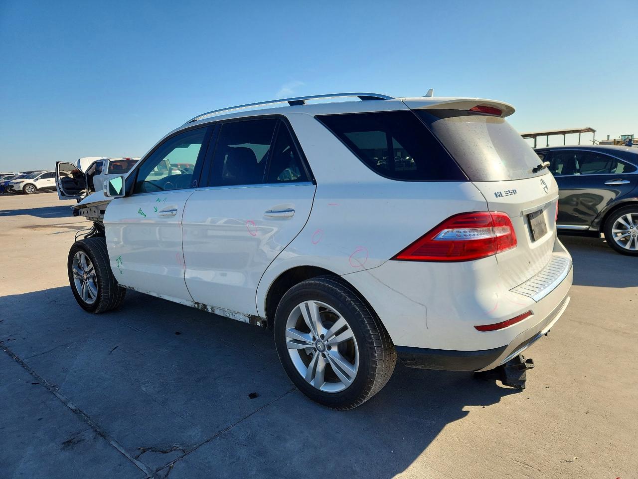 2015 Mercedes-benz Ml 350 White vin: 4JGDA5JB9FA591875