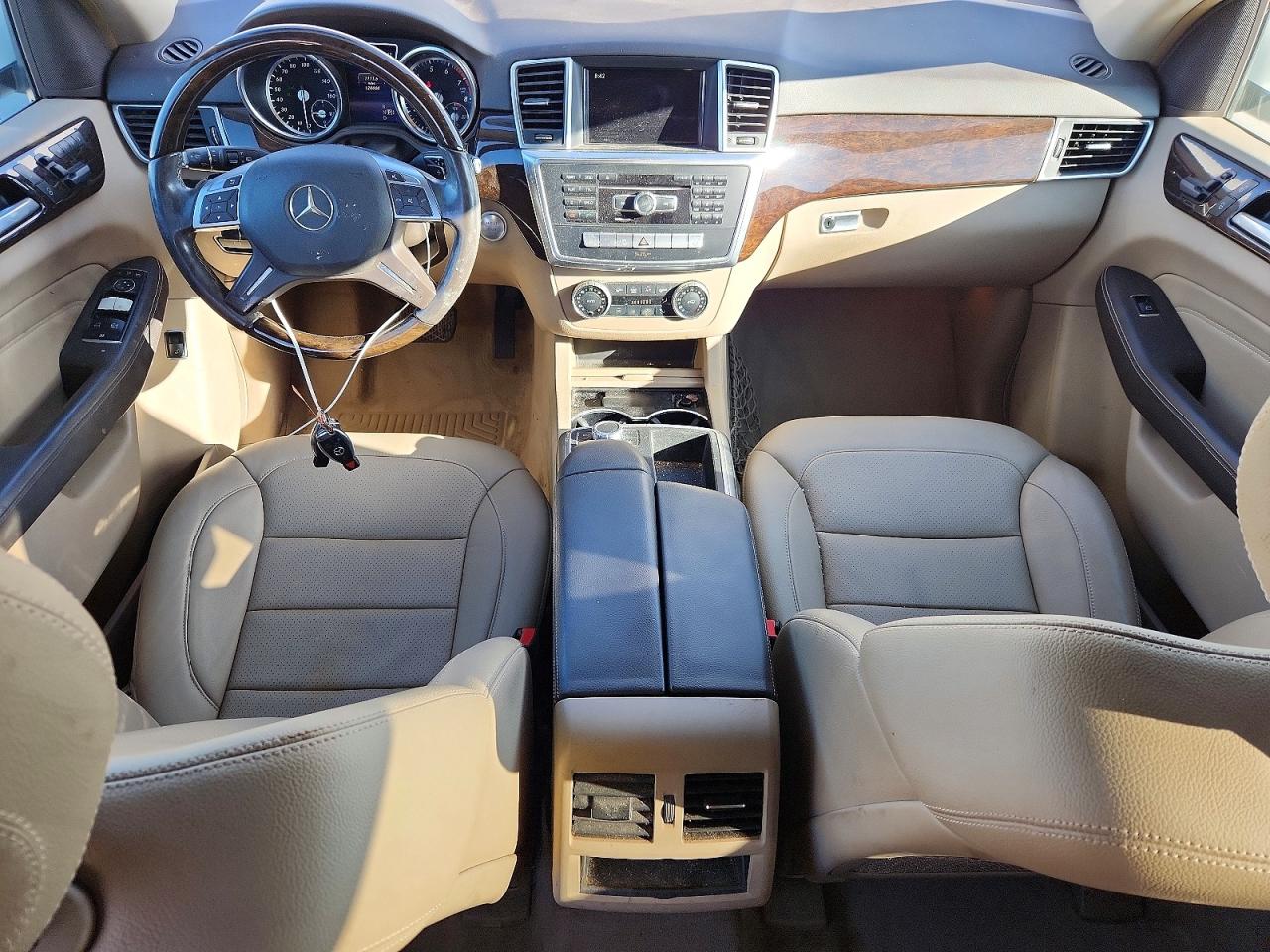 2015 Mercedes-benz Ml 350 White vin: 4JGDA5JB9FA591875