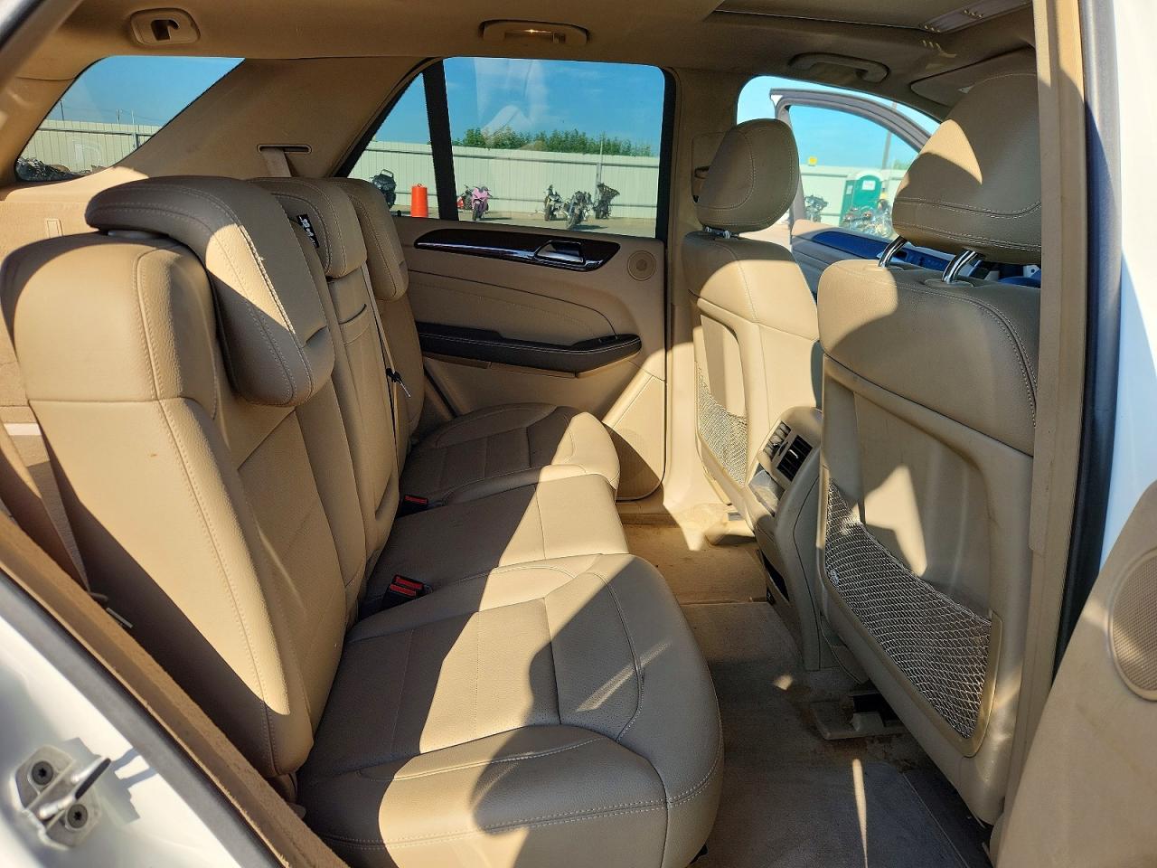 2015 Mercedes-benz Ml 350 White vin: 4JGDA5JB9FA591875