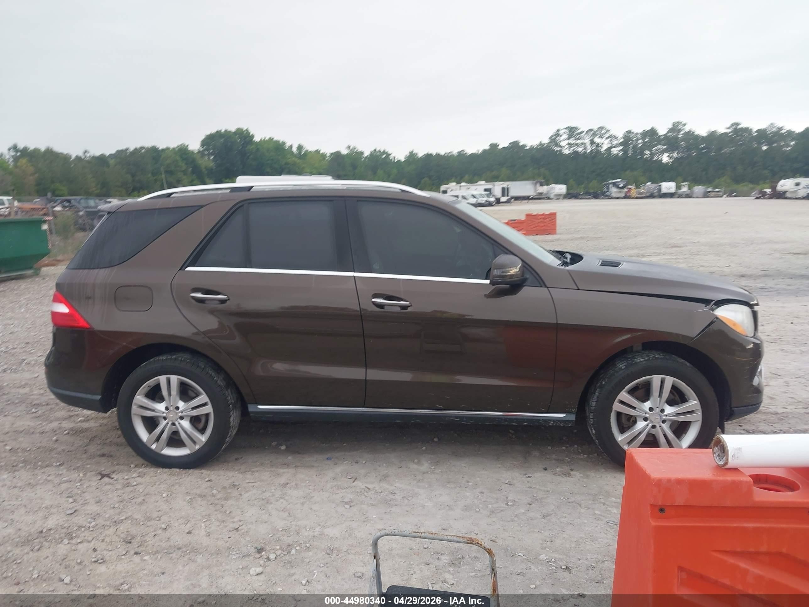 2013 Mercedes-benz Ml 350   Brown vin: 4JGDA5JBXDA152424