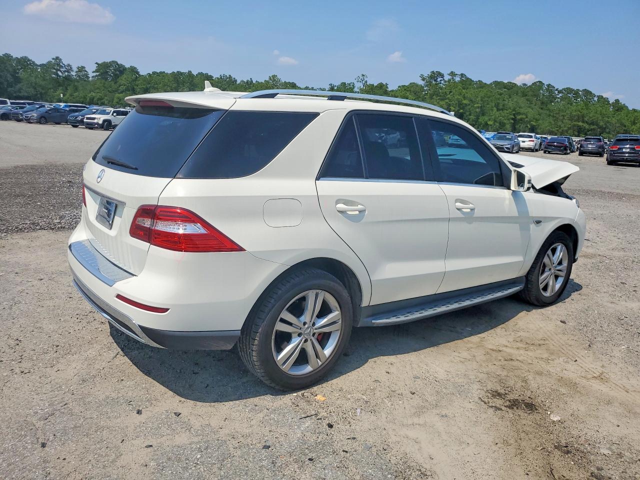 2013 Mercedes-benz Ml 350 White vin: 4JGDA5JBXDA190722