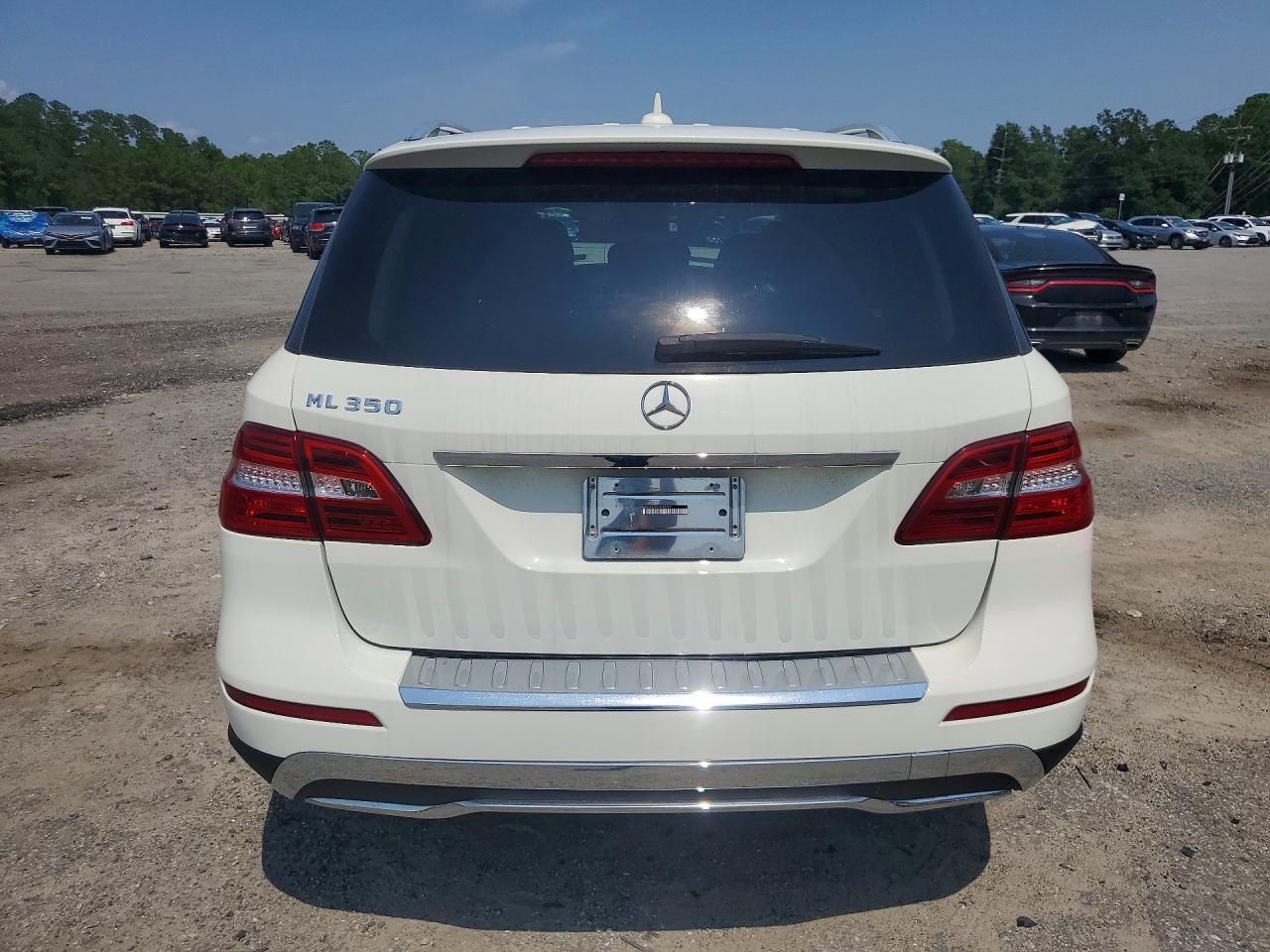 2013 Mercedes-benz Ml 350 White vin: 4JGDA5JBXDA190722
