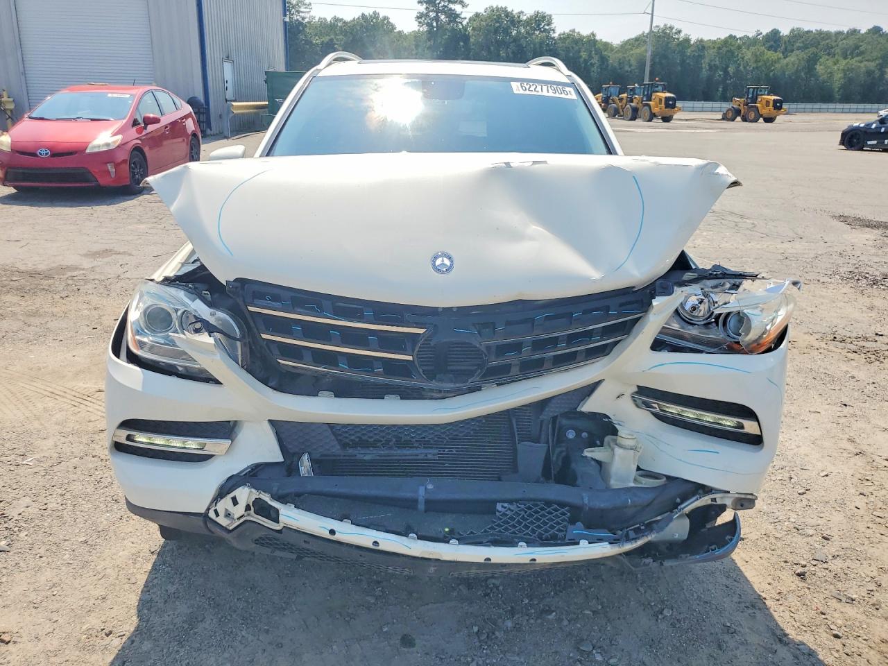 2013 Mercedes-benz Ml 350 White vin: 4JGDA5JBXDA190722