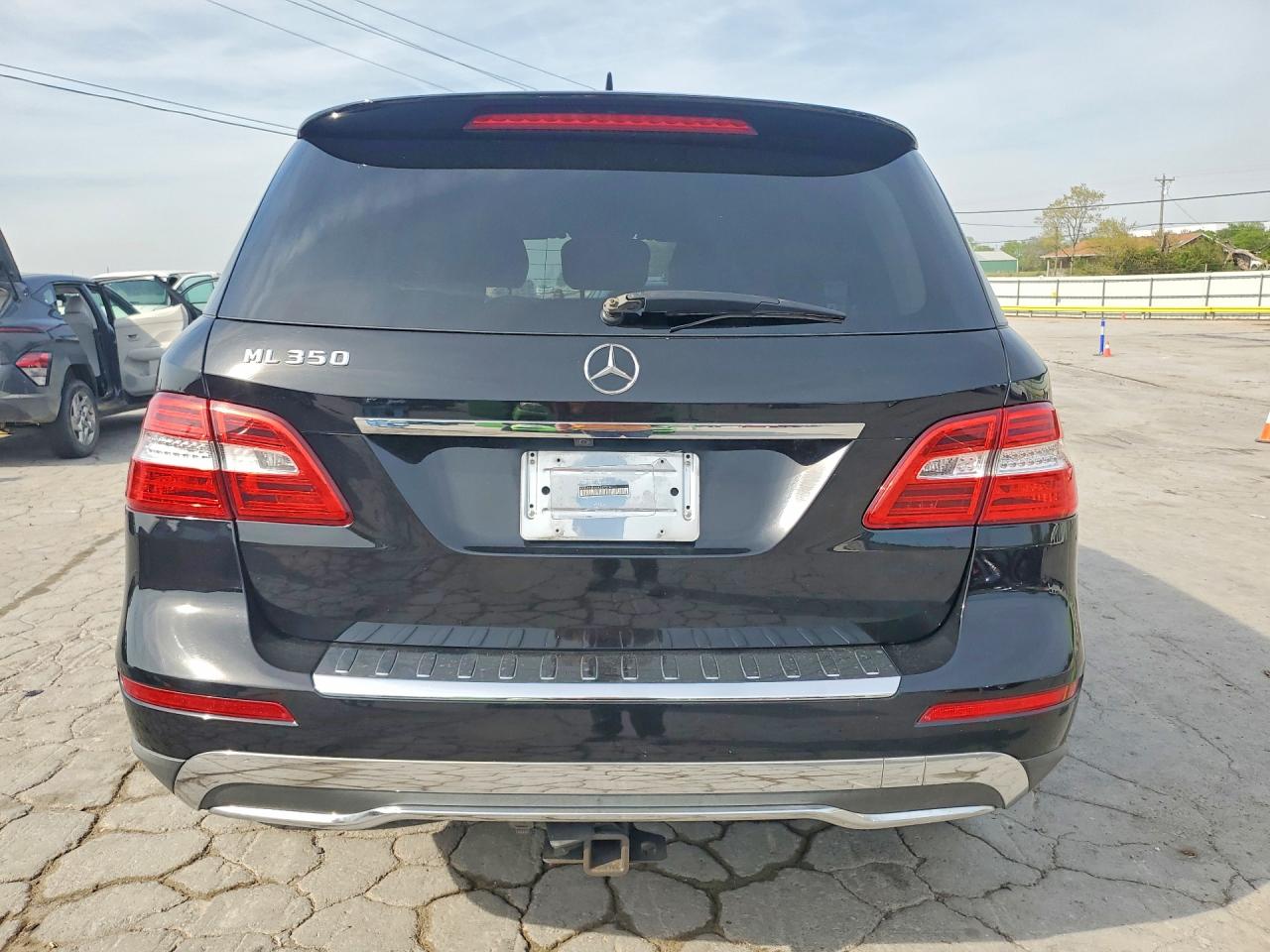 2013 Mercedes-benz Ml 350 Black vin: 4JGDA5JBXDA247274