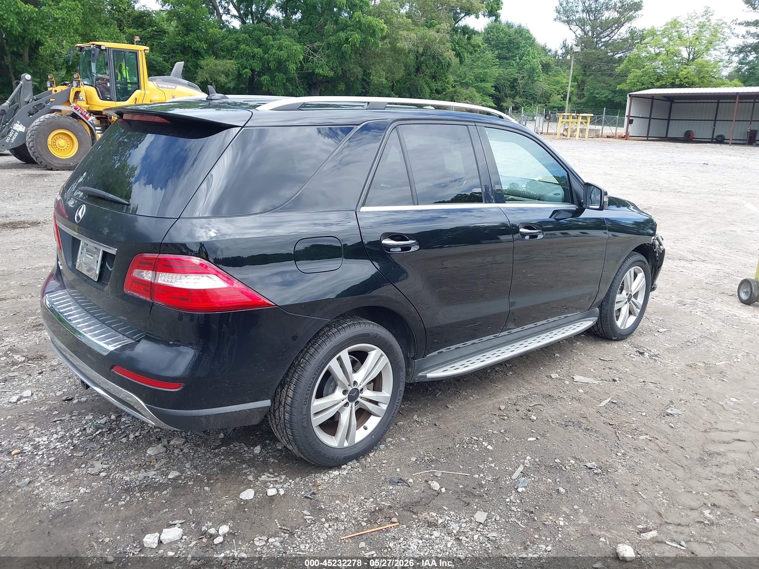 2014 Mercedes-benz Ml 350   Black vin: 4JGDA5JBXEA387665