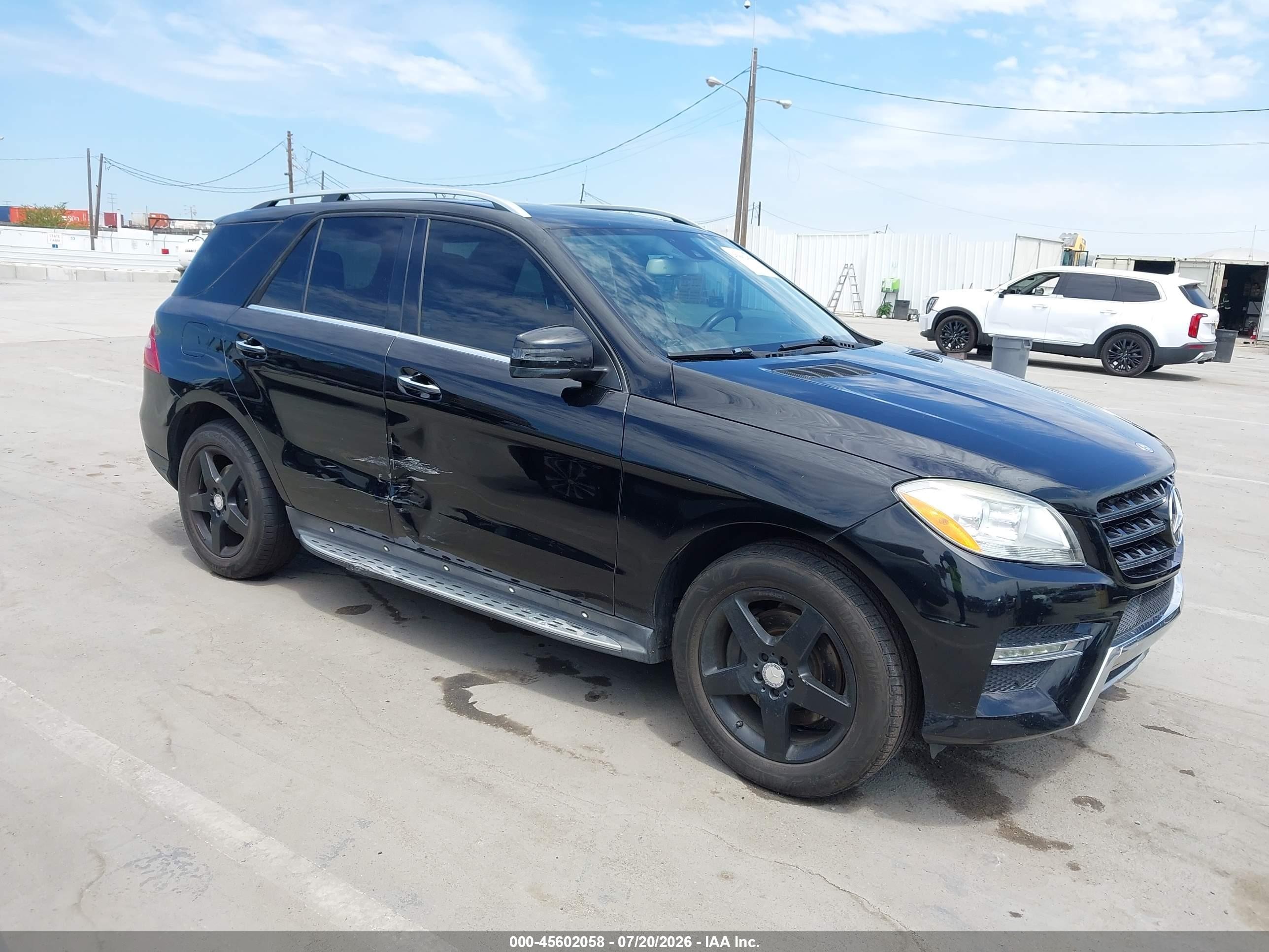 2014 Mercedes-benz Ml 350   Black vin: 4JGDA5JBXEA410510