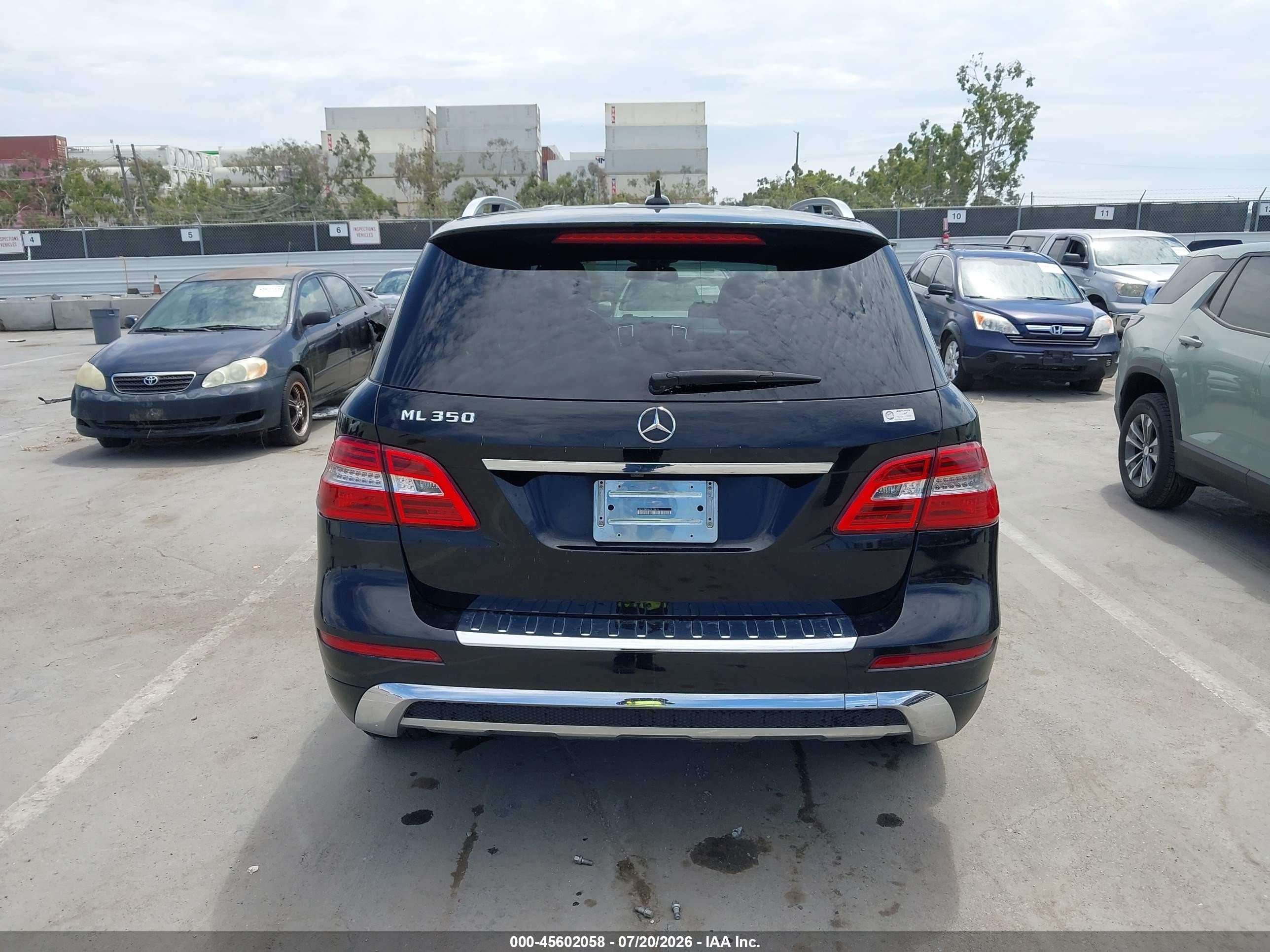 2014 Mercedes-benz Ml 350   Black vin: 4JGDA5JBXEA410510