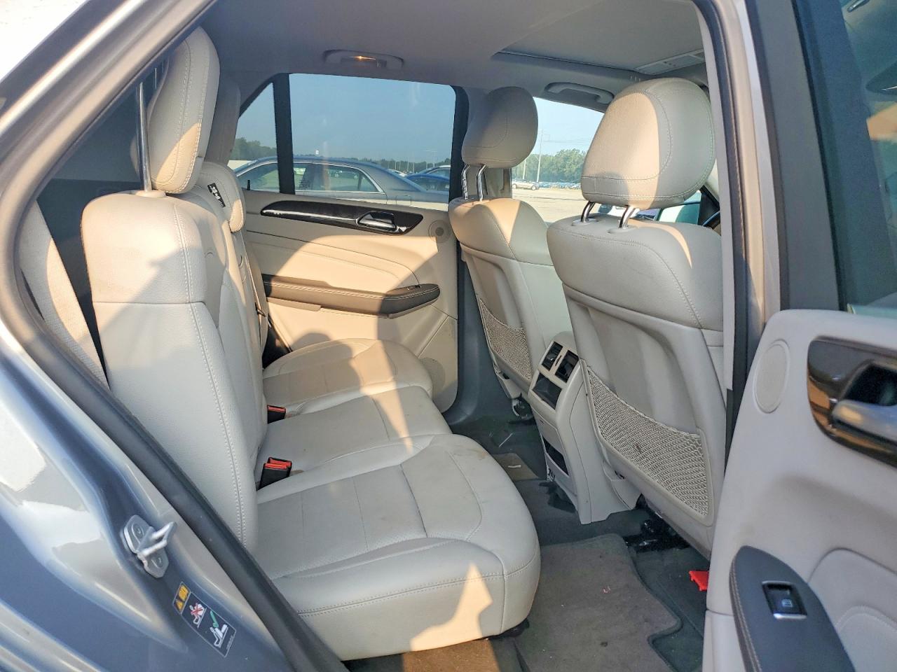2015 Mercedes-benz Ml 350 Silver vin: 4JGDA5JBXFA465153