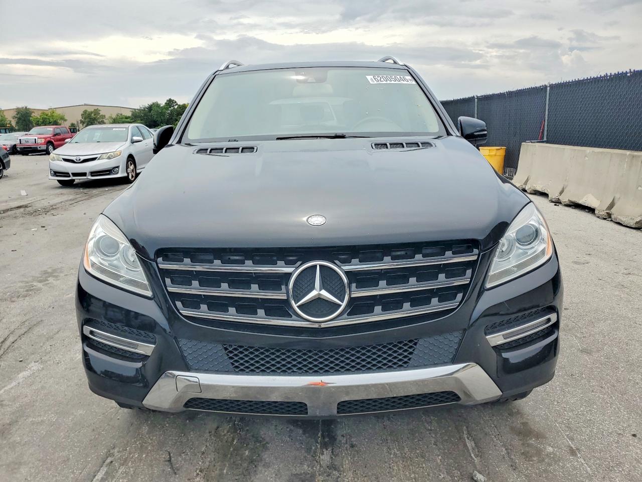 2015 Mercedes-benz Ml 350 Black vin: 4JGDA5JBXFA506560