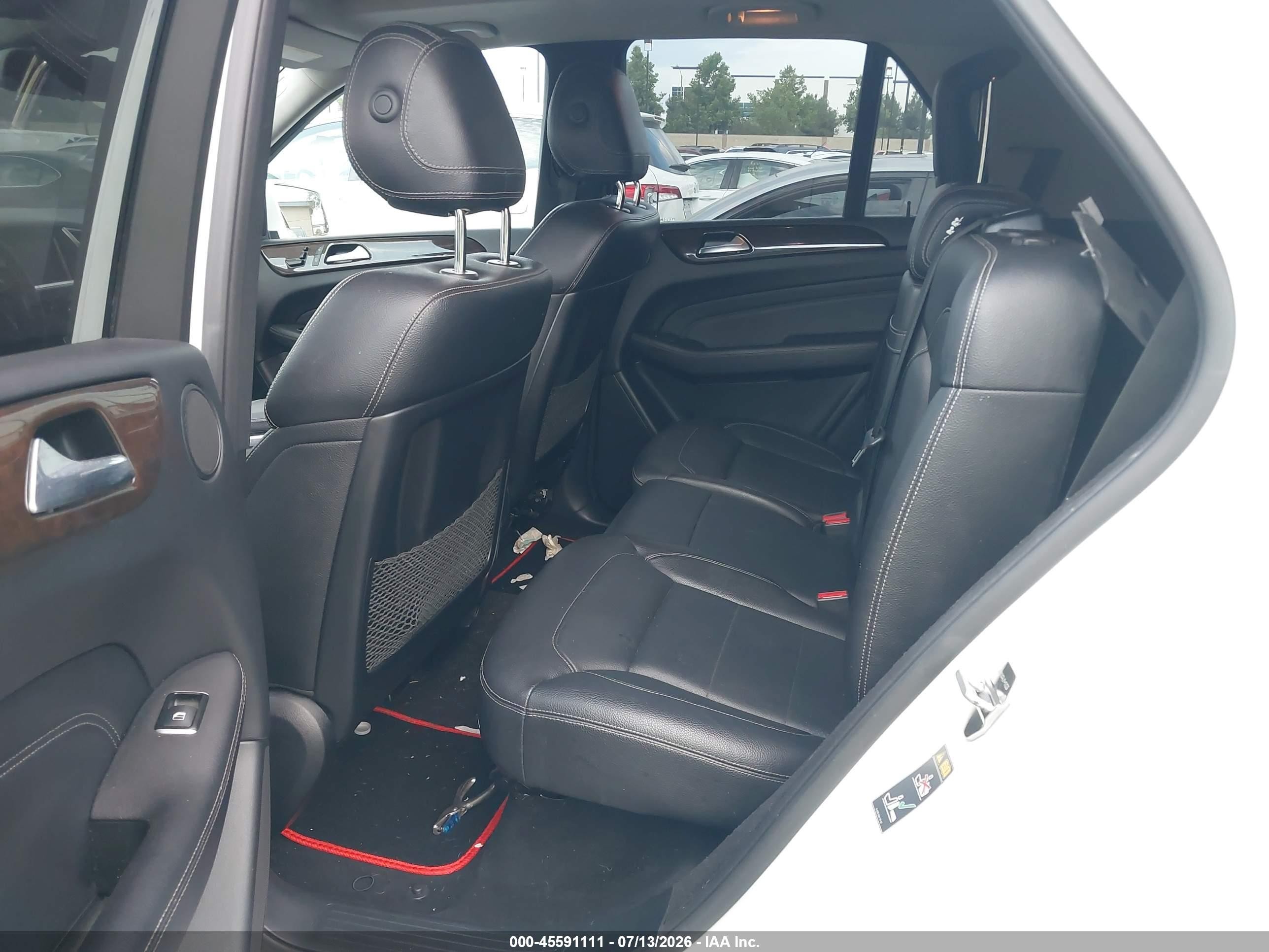 2015 Mercedes-benz Ml 350   White vin: 4JGDA5JBXFA517252