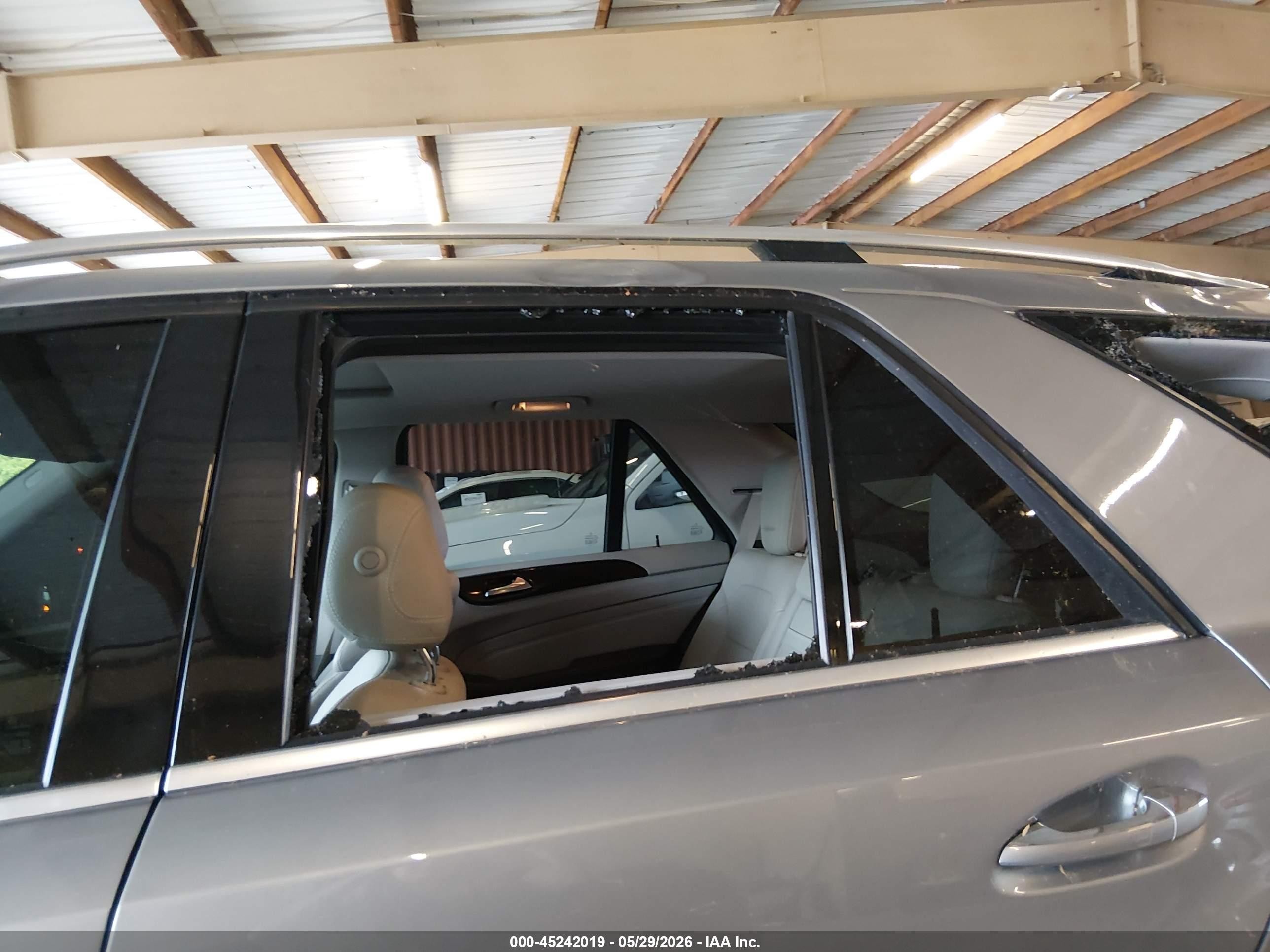 2015 Mercedes-benz Ml 350   Silver vin: 4JGDA5JBXFA529613