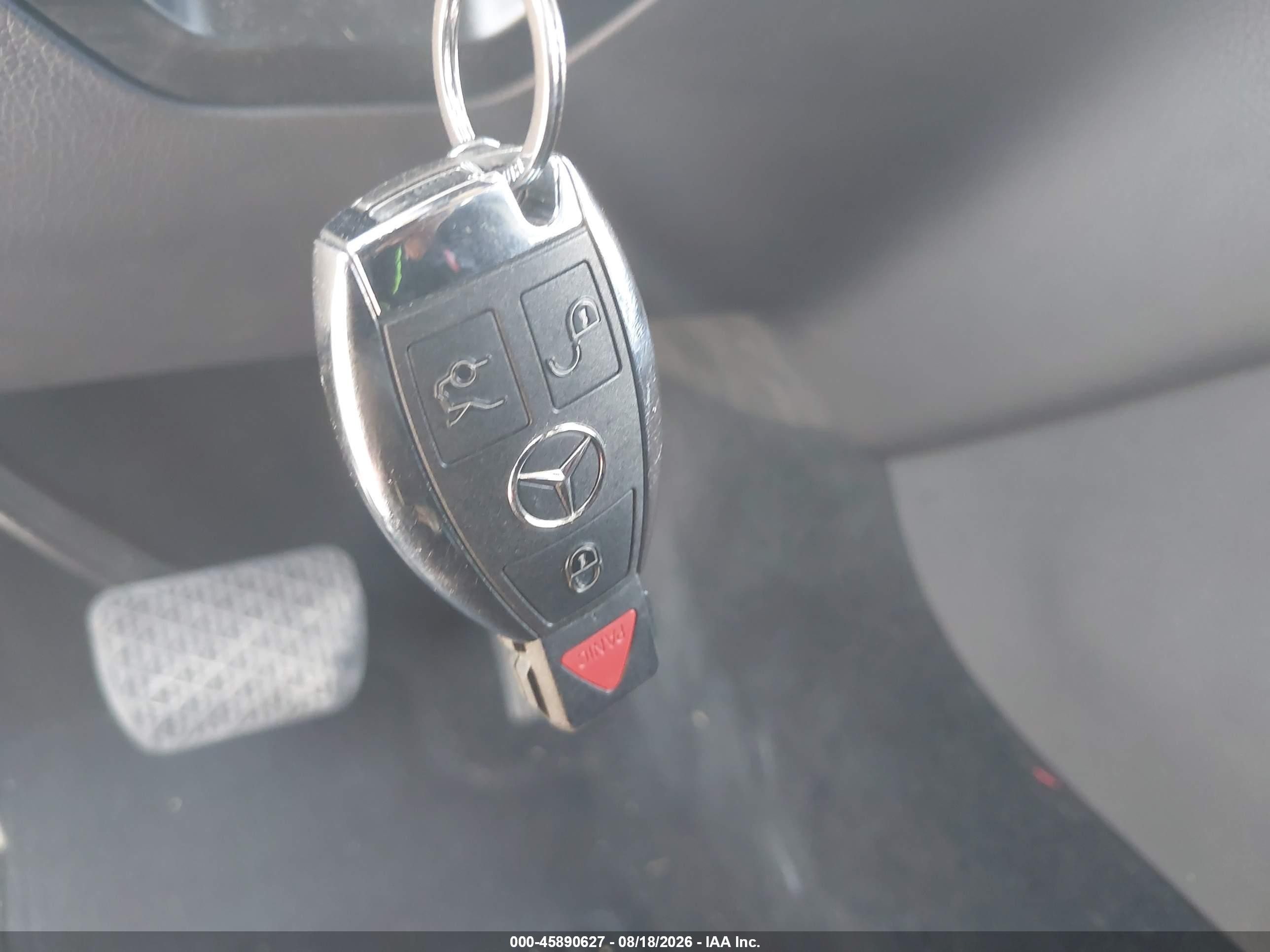 2015 Mercedes-benz Ml 350   White vin: 4JGDA5JBXFA590279