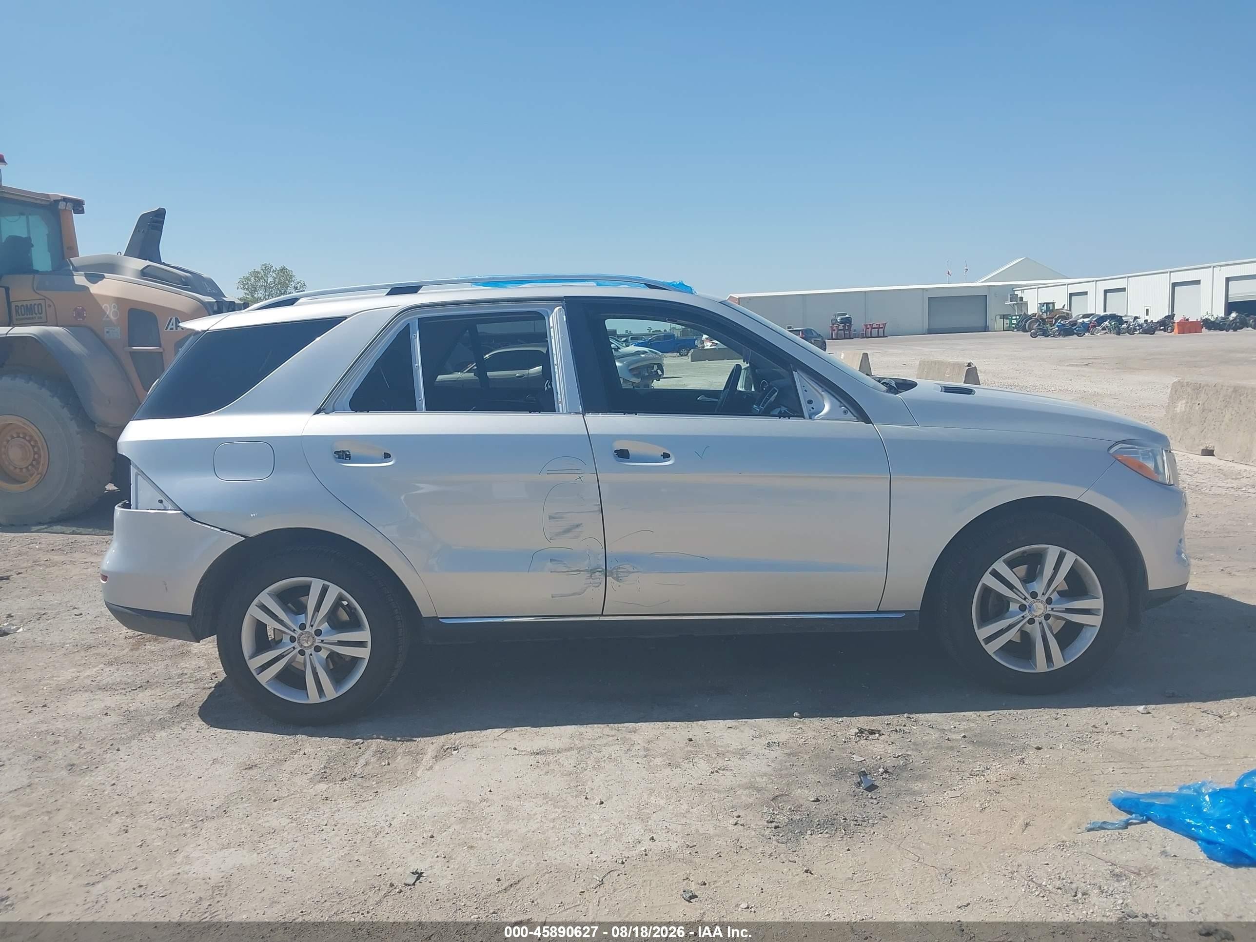 2015 Mercedes-benz Ml 350   White vin: 4JGDA5JBXFA590279