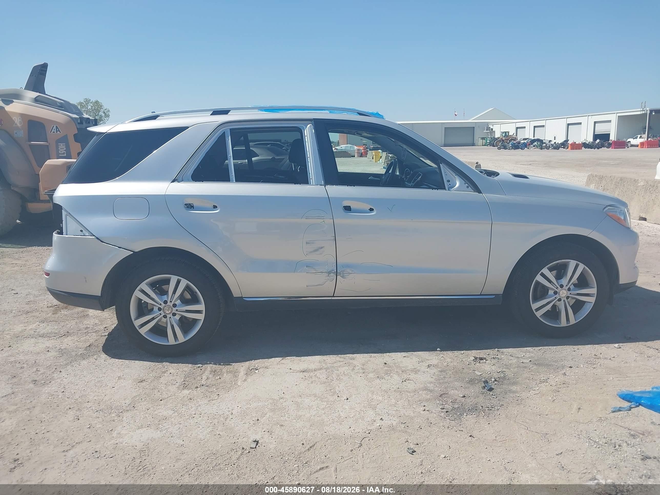 2015 Mercedes-benz Ml 350   White vin: 4JGDA5JBXFA590279