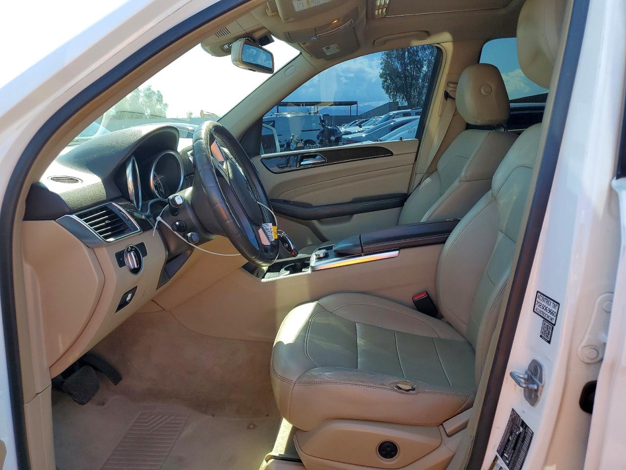 2015 Mercedes-benz Ml 350 White vin: 4JGDA5JBXFA618825