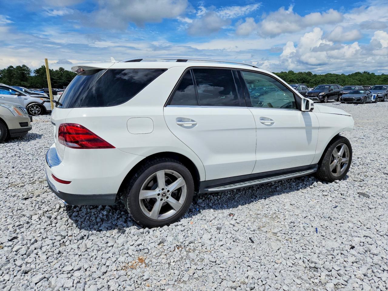 2018 Mercedes-benz Gle 350 Белый vin: 4JGDA5JBXJB000195