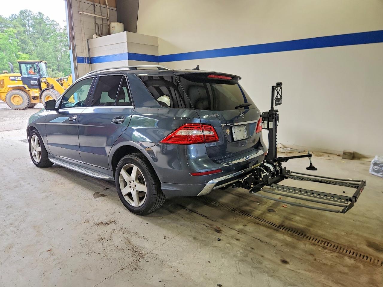 2014 Mercedes-benz Ml 550 4matic Gray vin: 4JGDA7DB1EA412475