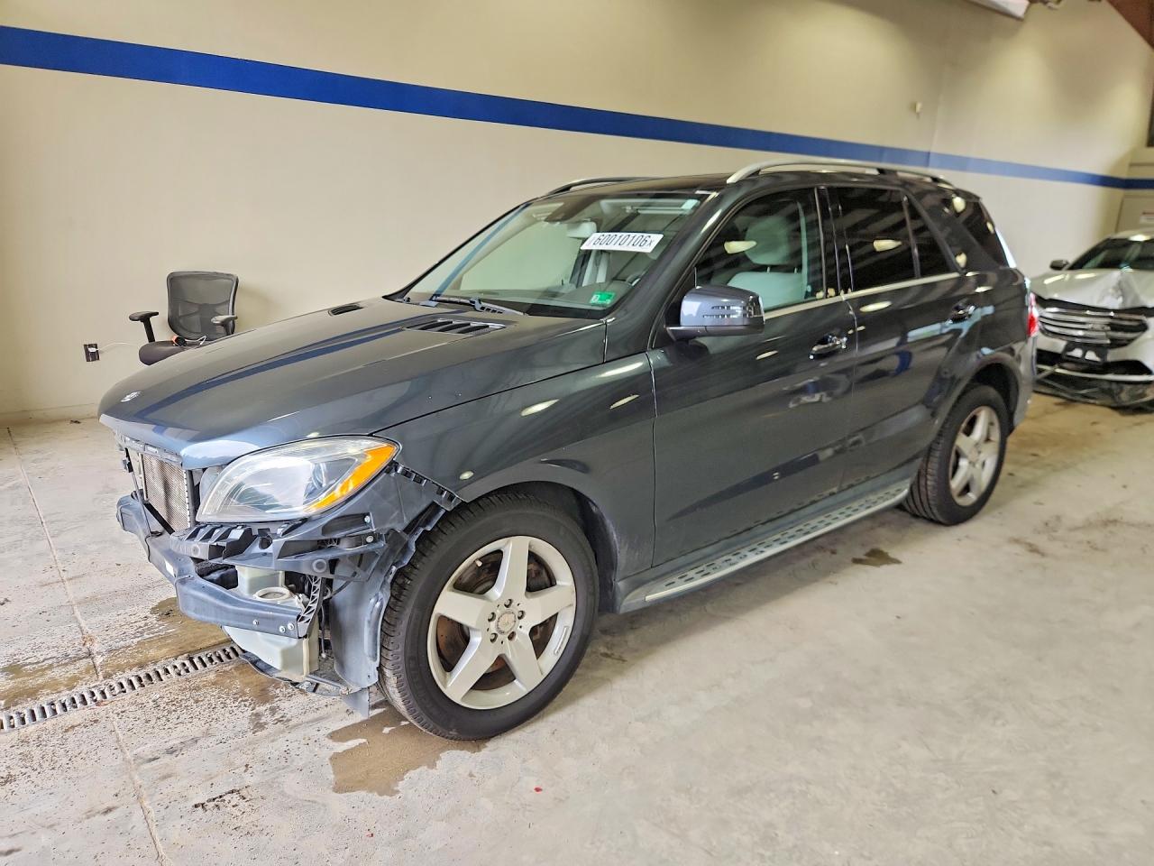 2014 Mercedes-benz Ml 550 4matic Gray vin: 4JGDA7DB1EA412475