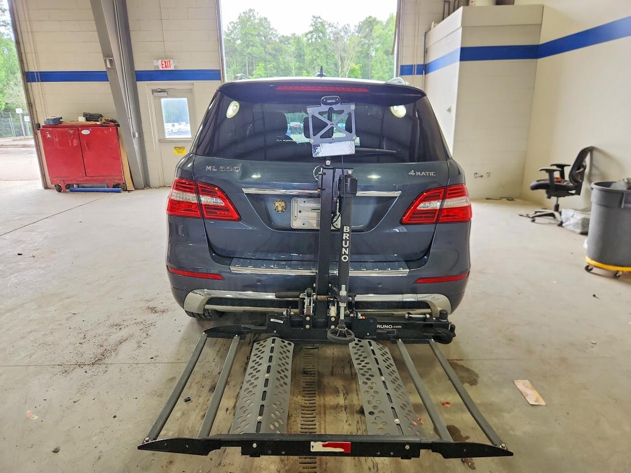 2014 Mercedes-benz Ml 550 4matic Gray vin: 4JGDA7DB1EA412475