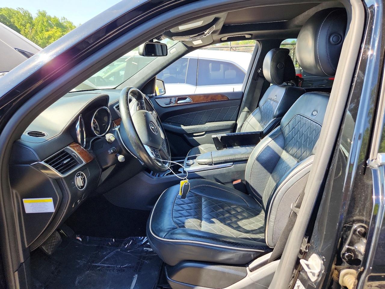 2013 Mercedes-benz Ml 550 4matic Черный vin: 4JGDA7DB2DA189314