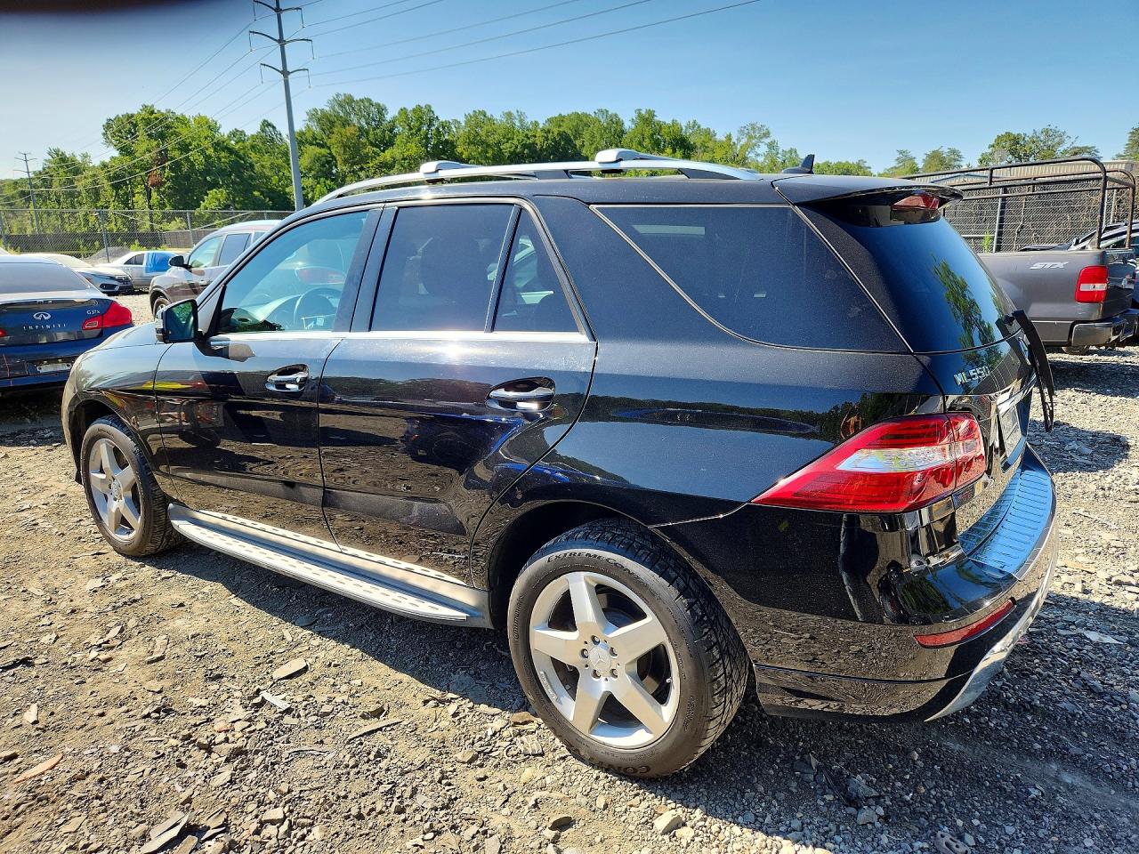 2013 Mercedes-benz Ml 550 4matic Черный vin: 4JGDA7DB2DA189314