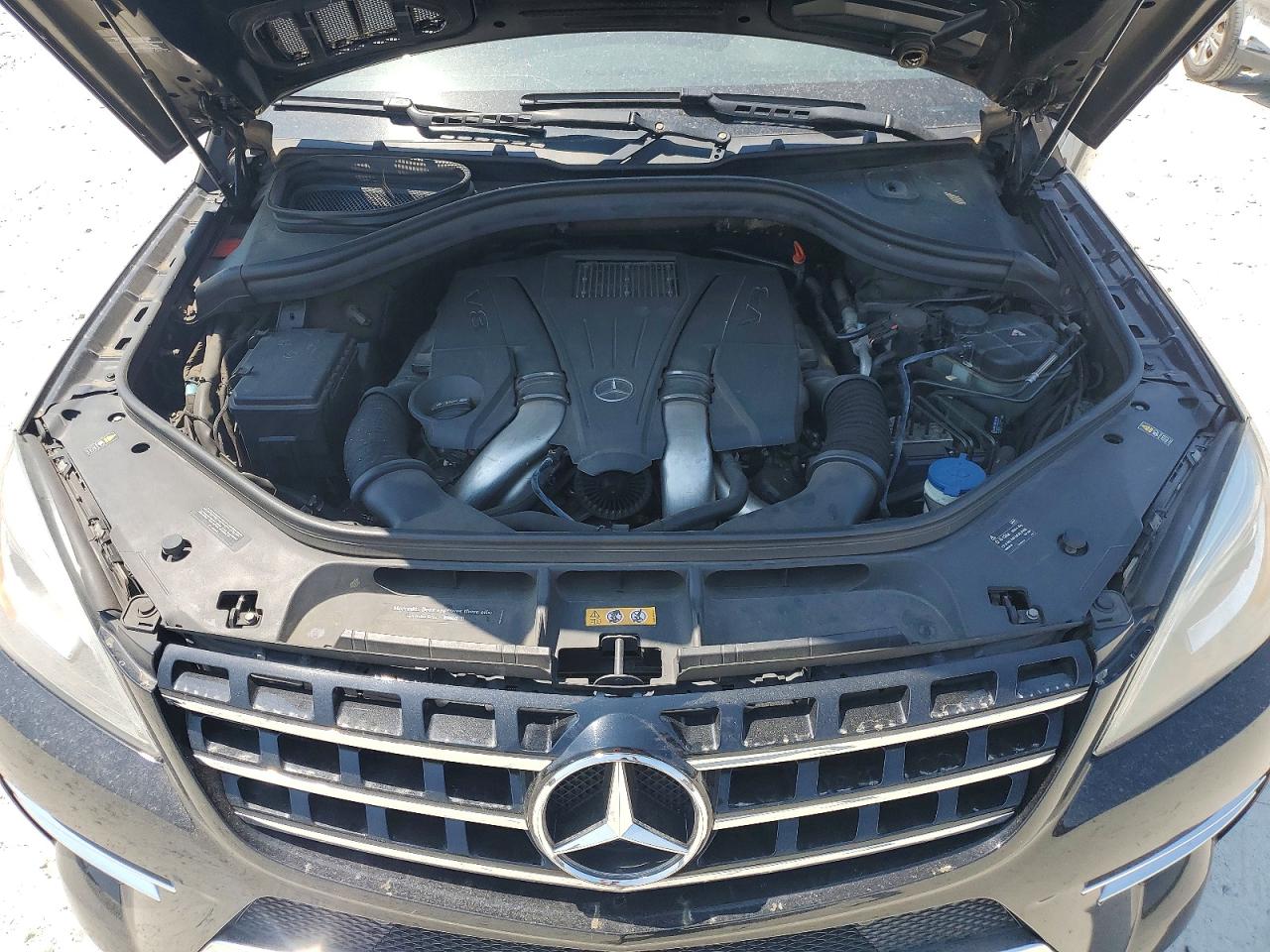 2014 Mercedes Benz Ml Черный vin: 4JGDA7DB2EA344123