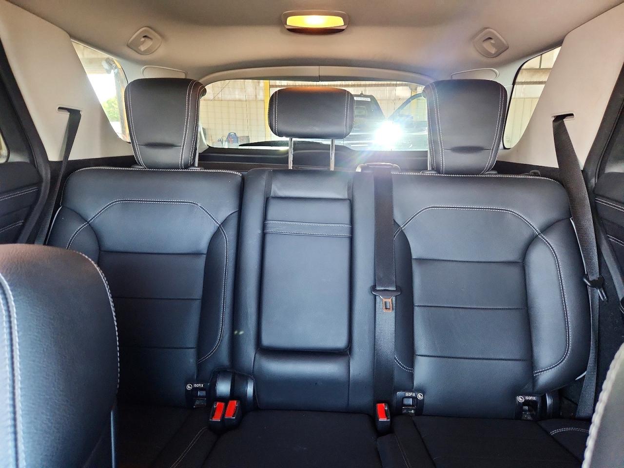 2014 Mercedes-benz Ml 550 4matic Silver vin: 4JGDA7DB3EA299208