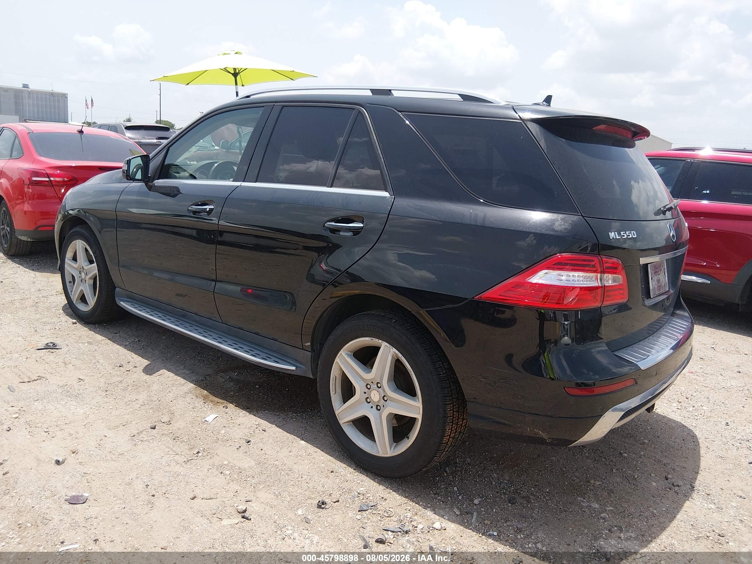 2014 Mercedes-benz Ml 550 4matic Black vin: 4JGDA7DB3EA379303