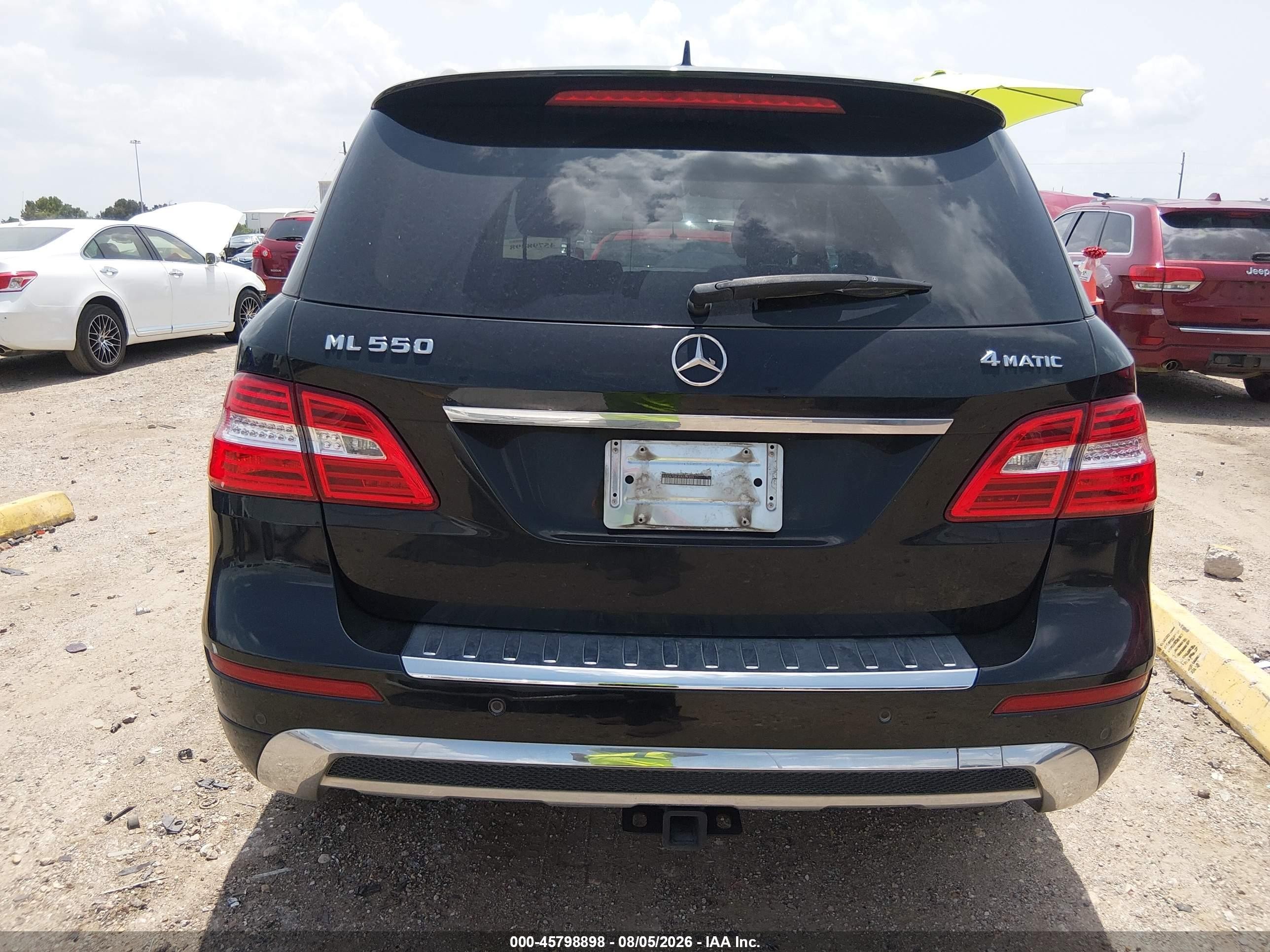 2014 Mercedes-benz Ml 550 4matic Black vin: 4JGDA7DB3EA379303