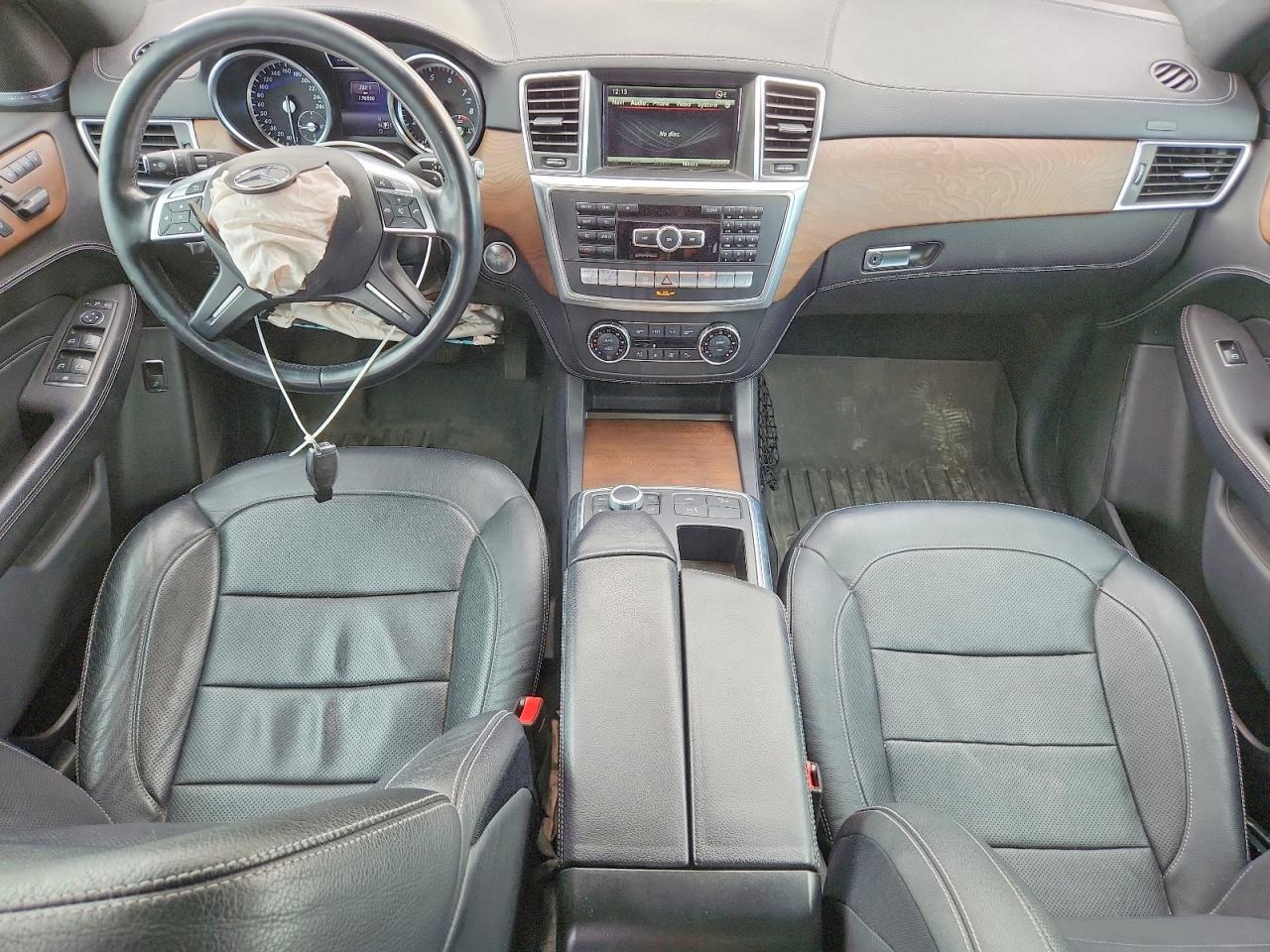 2015 Mercedes-benz Ml 550 4matic Black vin: 4JGDA7DB3FA491911